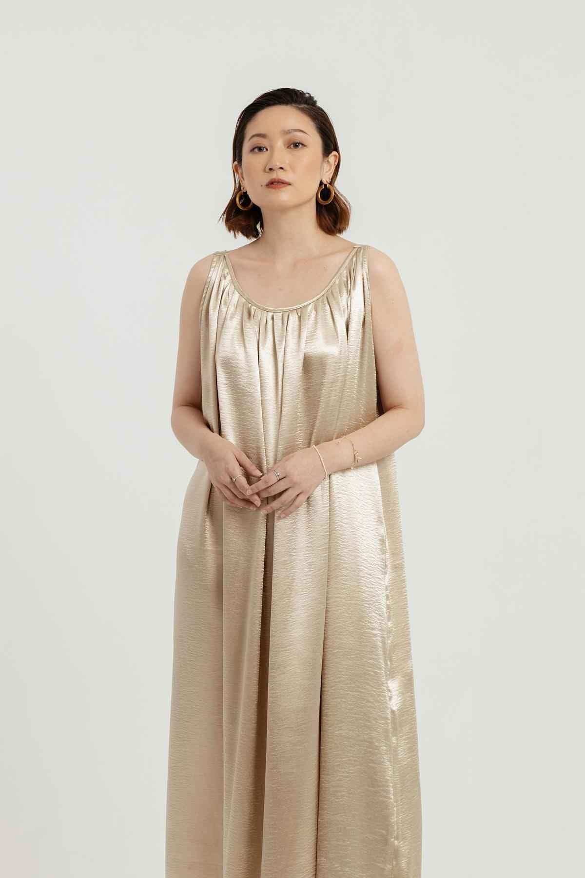 Gamma Dress Champagne Gold - EESOME