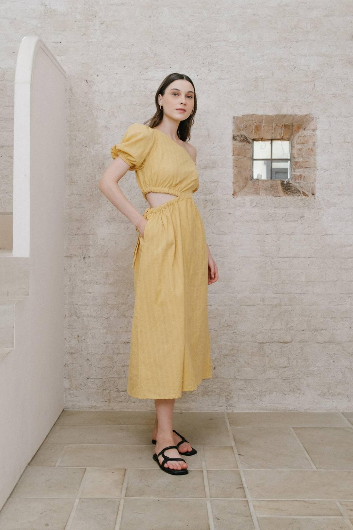 Myro Dress Camel - EESOME