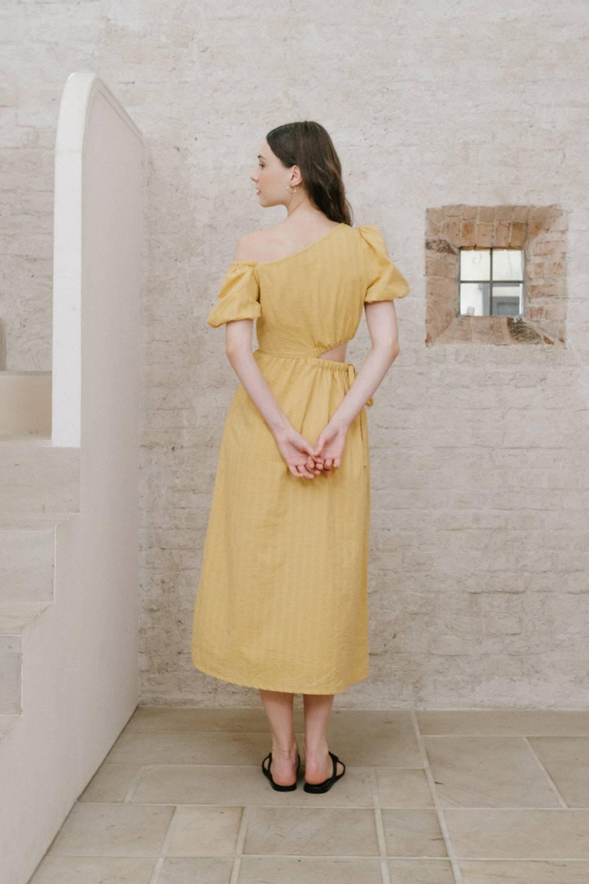 Myro Dress Camel - EESOME