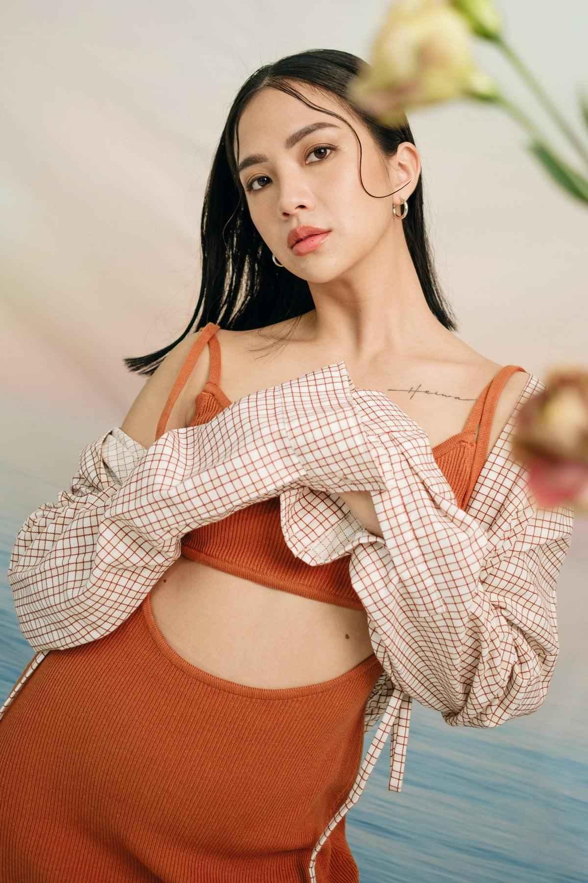 Yva Tied Outer Shirt Cream - EESOME