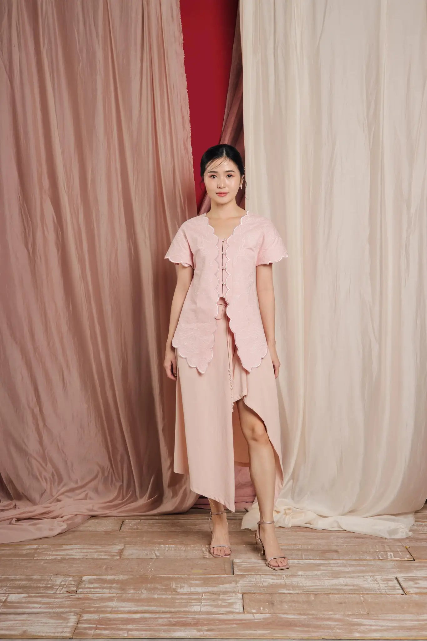 Pony Embro Vest Dusty Pink