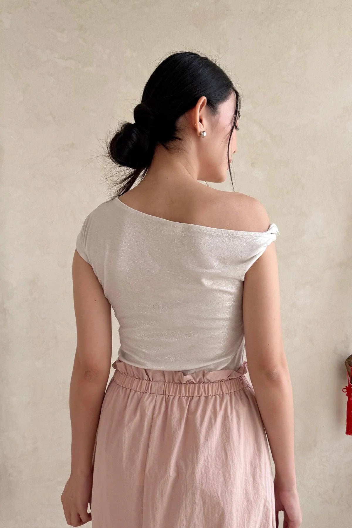 Carrie Top Silver White