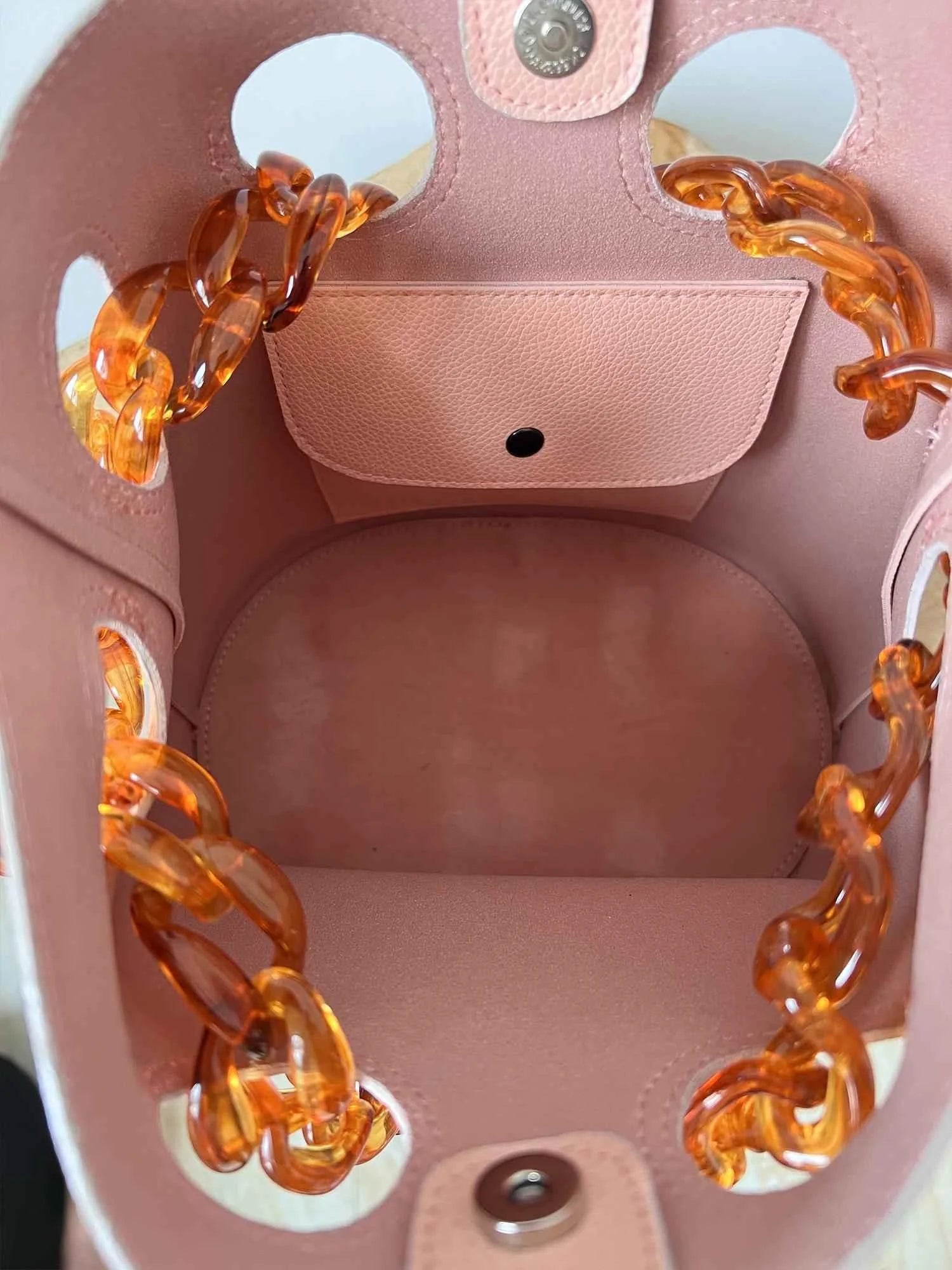 Chaine Bucket Bag Pink