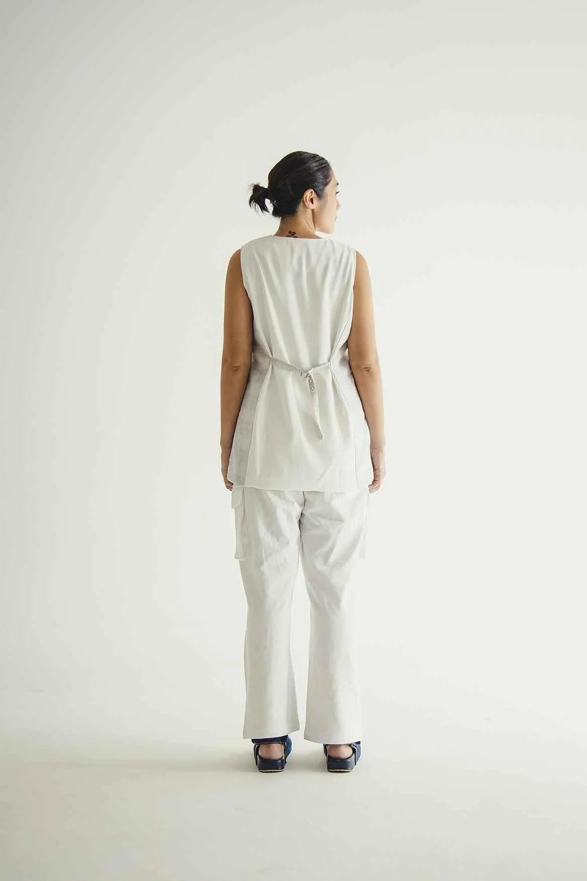 Grise Vest Grey White