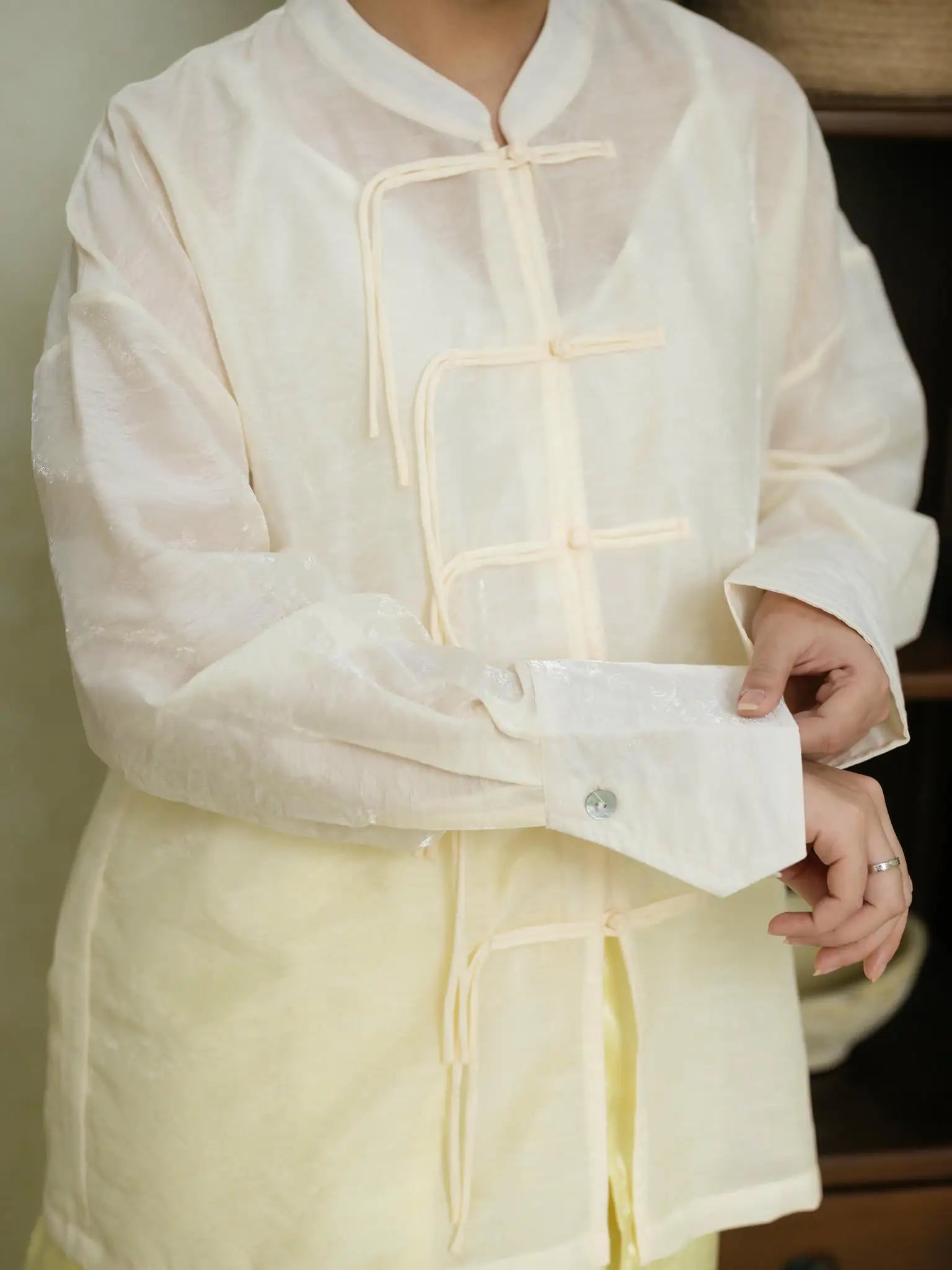 Mei Qi Set Porcelain