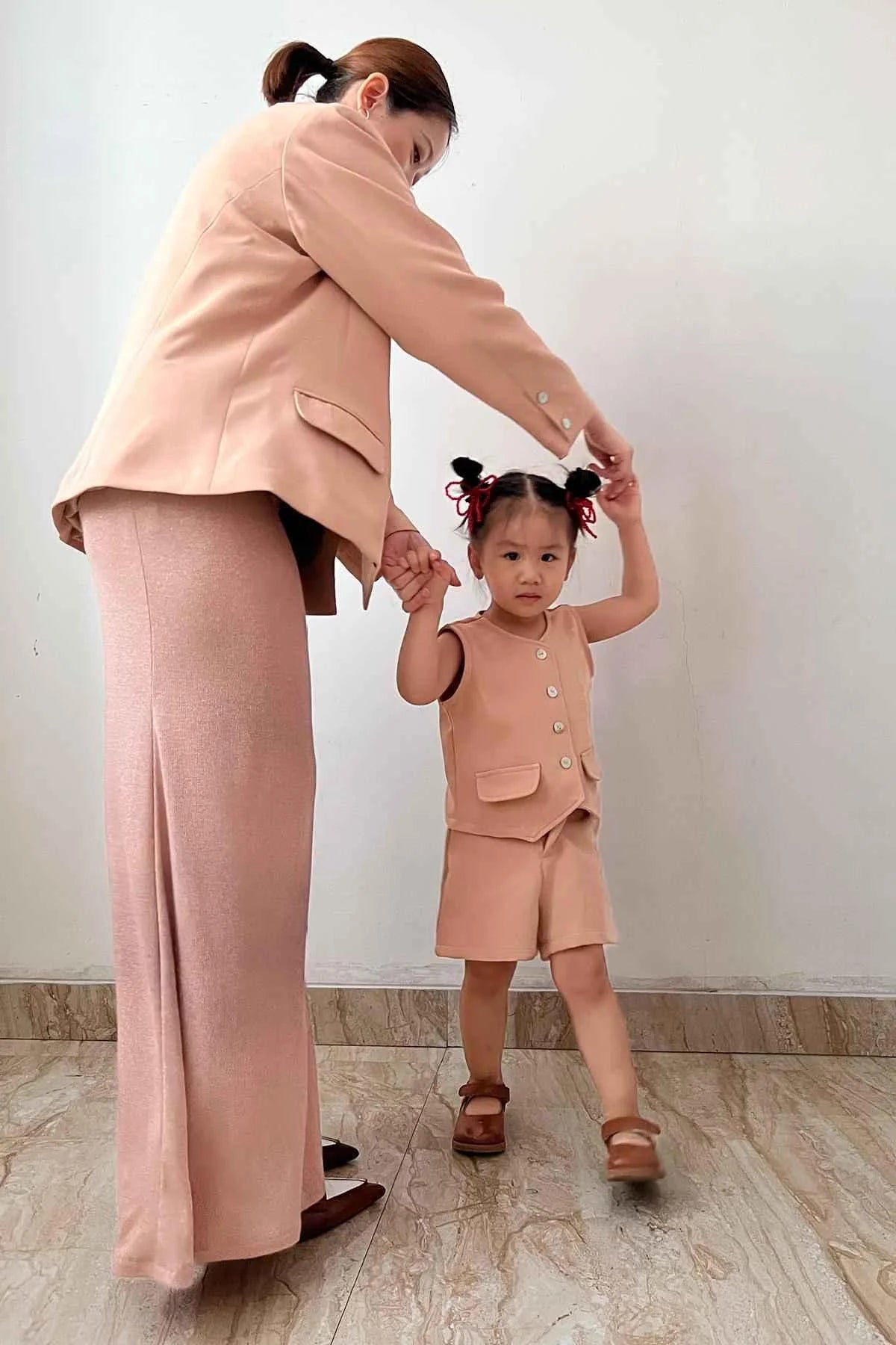 Miro Petite Set Milk Tea
