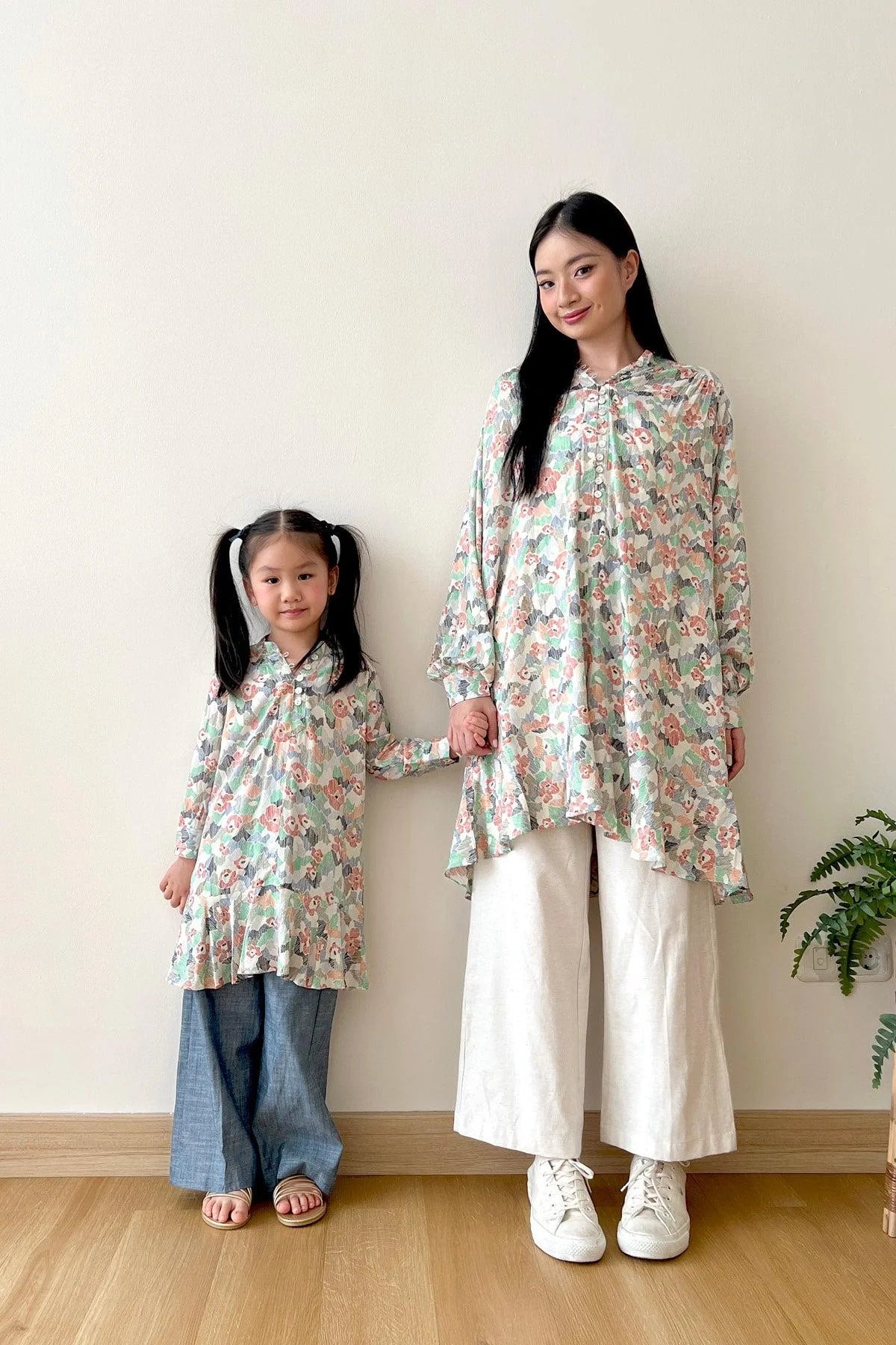 Nora Petite Dress Multicolor Abstract