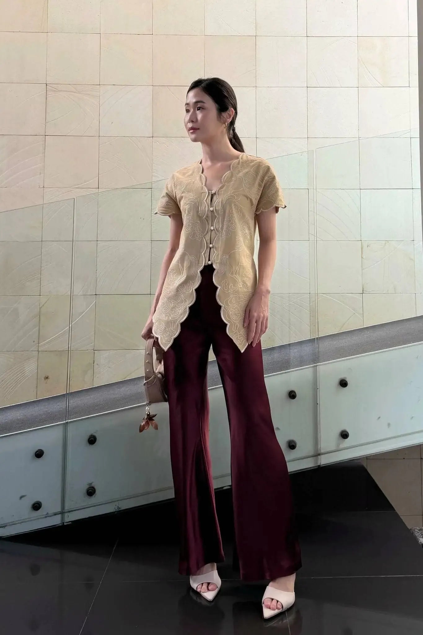 Pony Embro Vest Khaki Pearl