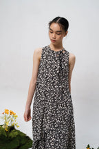 Twister Dress All Black Floral
