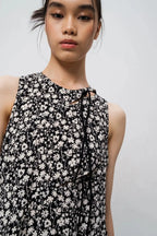 Twister Dress All Black Floral