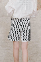 Vague Knit Shorts Black-White
