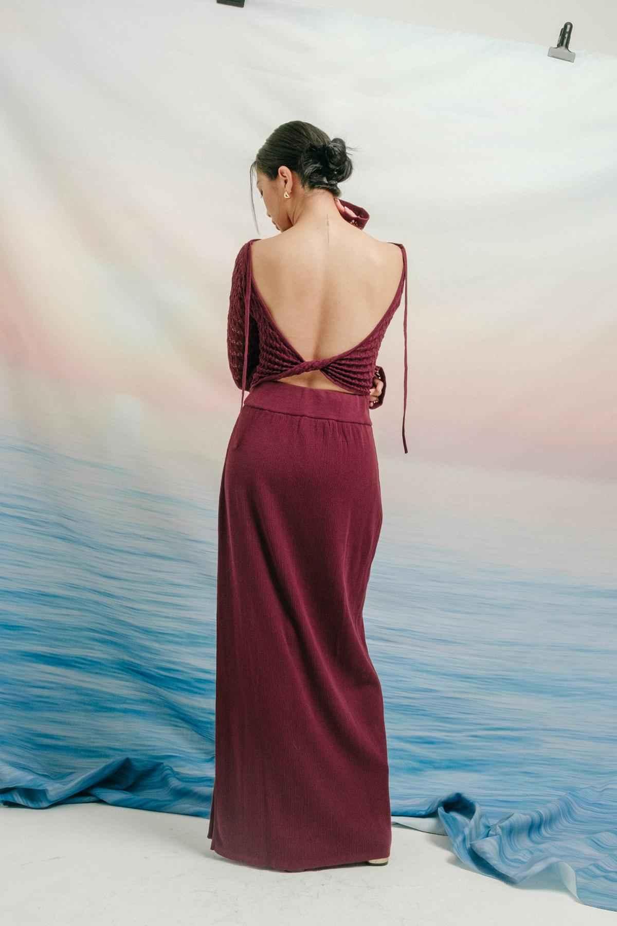 Adele Long Knitted Skirt Maroon - EESOME