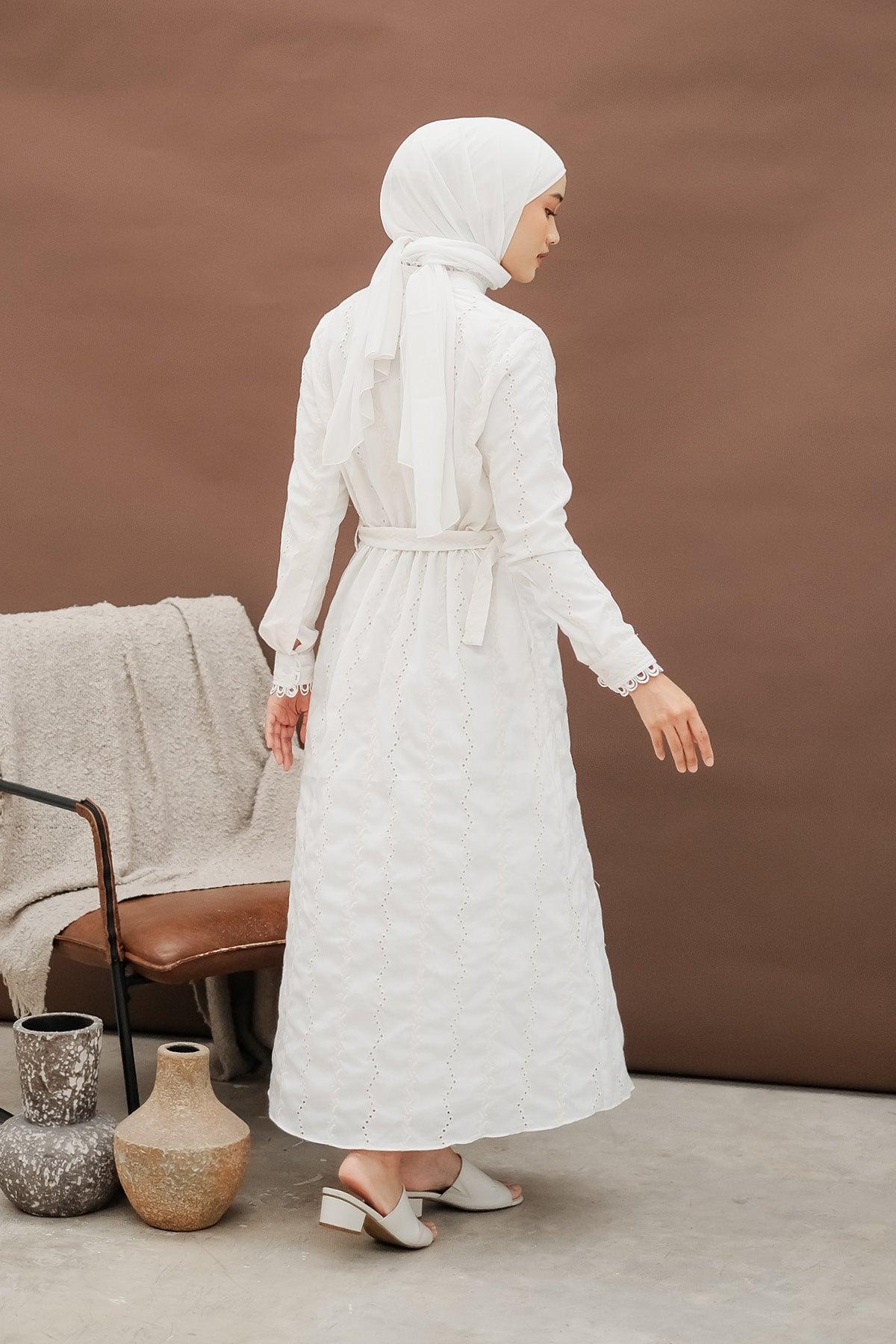 Asma Dress Off White - EESOME