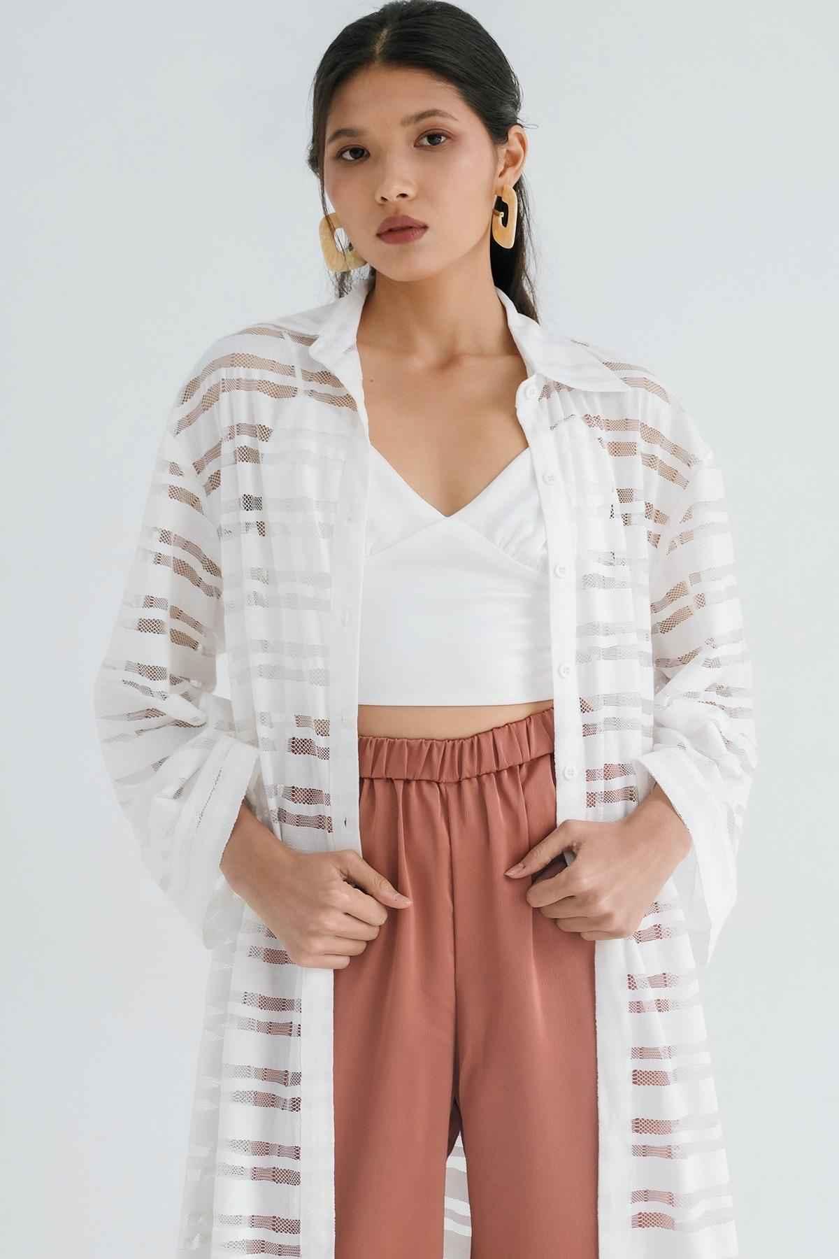 Bayang Long Top Off White - EESOME