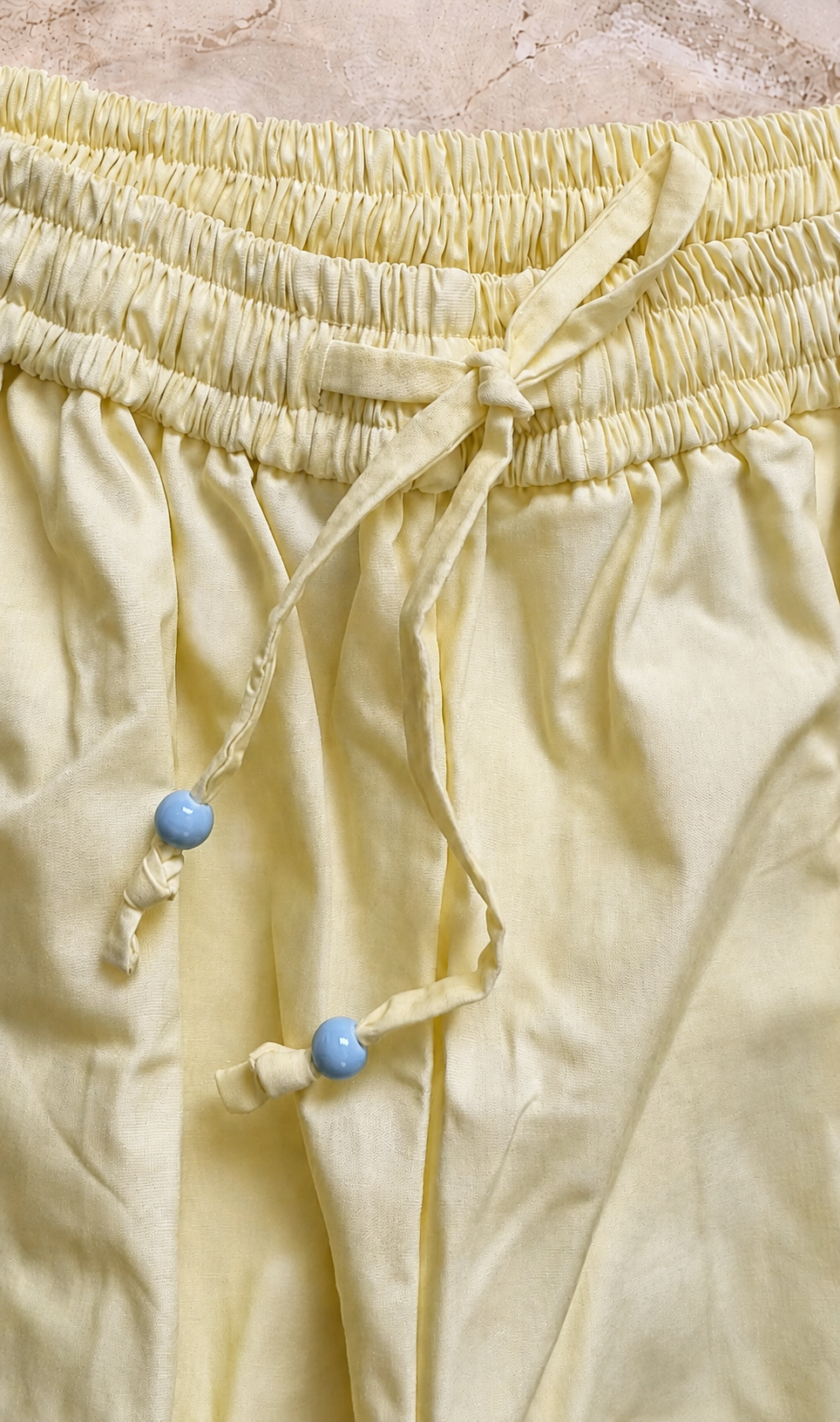 Blume Pants Yellow detail