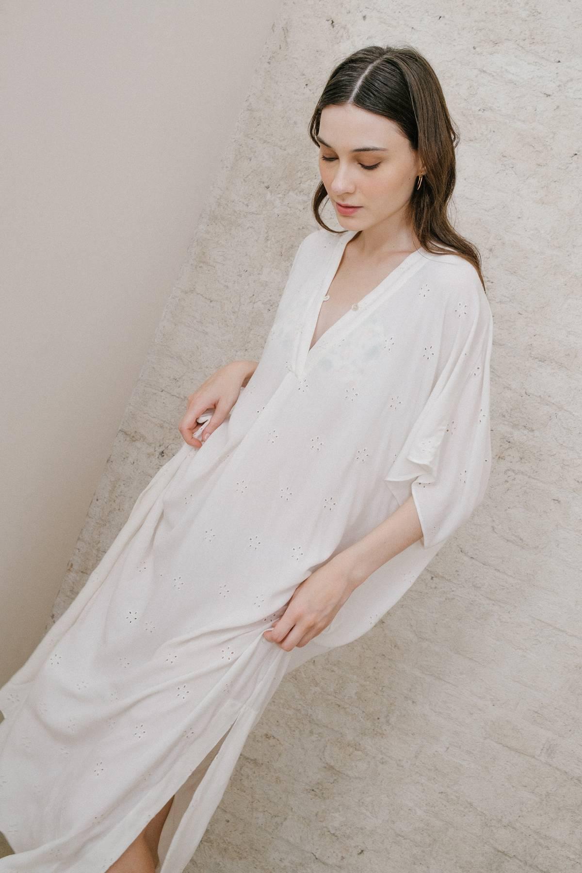 Buro Dress Off White - EESOME