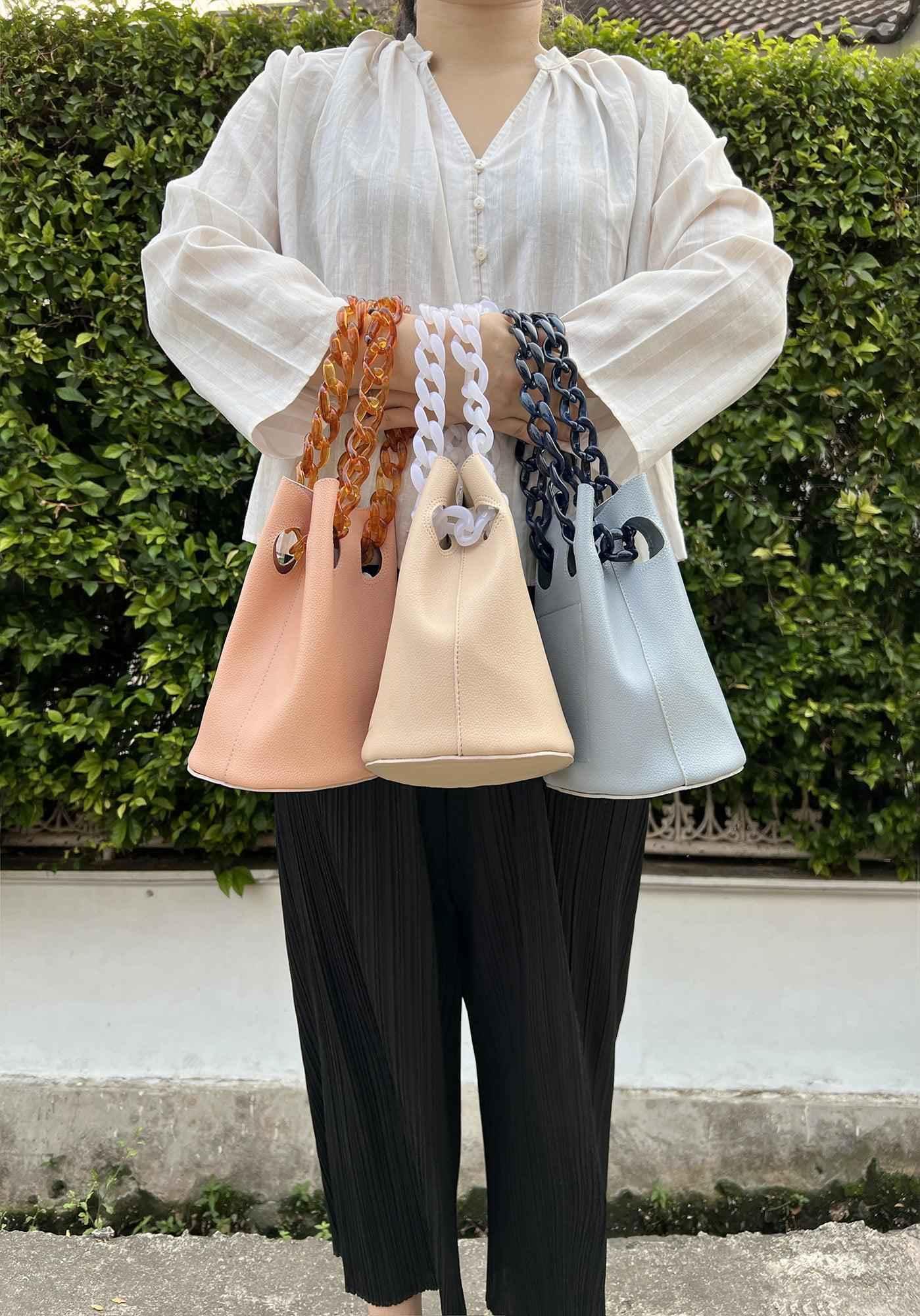 Chaine Bucket Bag Beige - EESOME