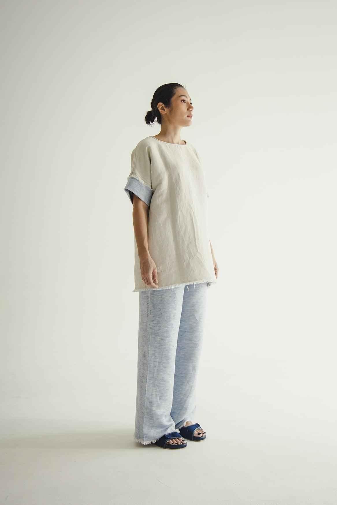 Deux Reversible Top Blue Ecru - EESOME