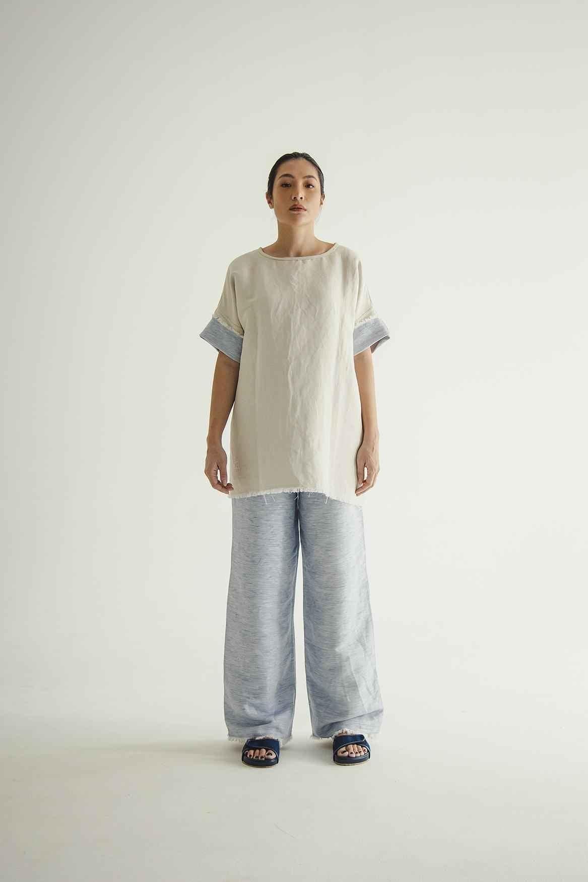 Deux Reversible Top Blue Ecru - EESOME