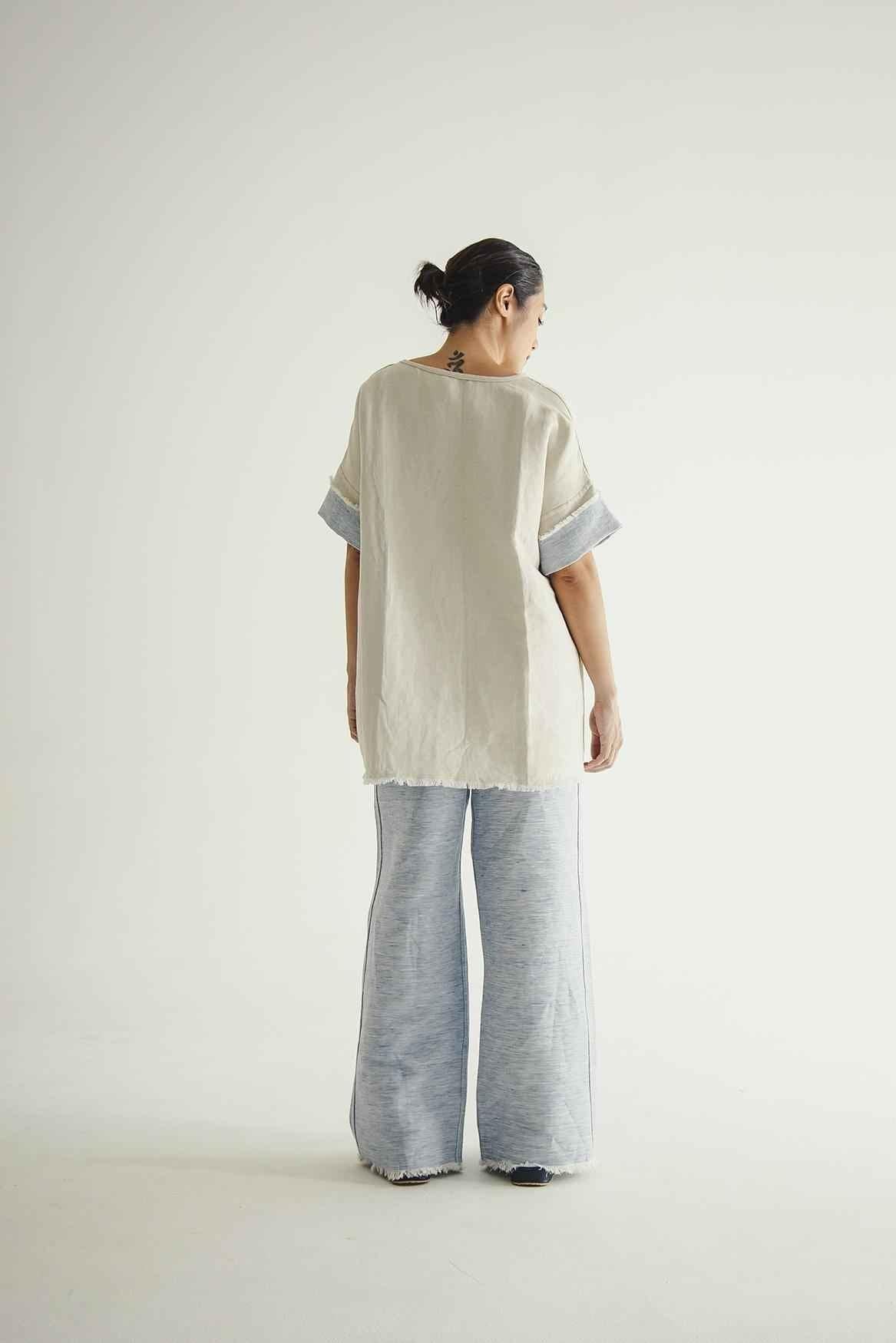 Deux Reversible Top Blue Ecru - EESOME