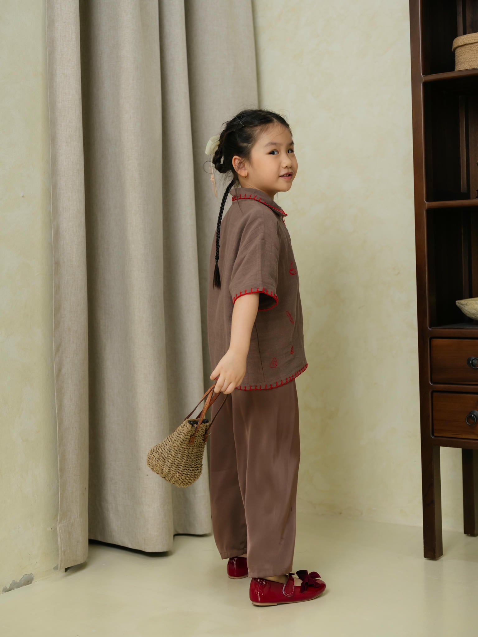 Alora Petite Pants Brown Sugar