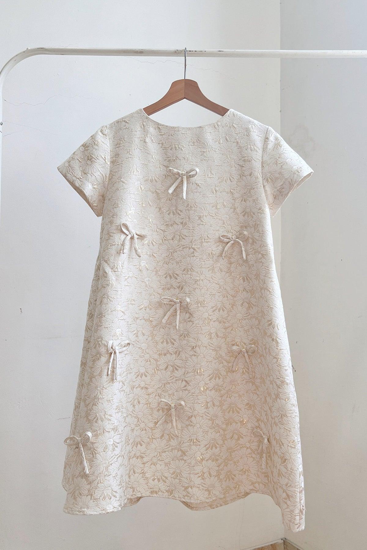 Fira Sleeveless Dress Gold - EESOME