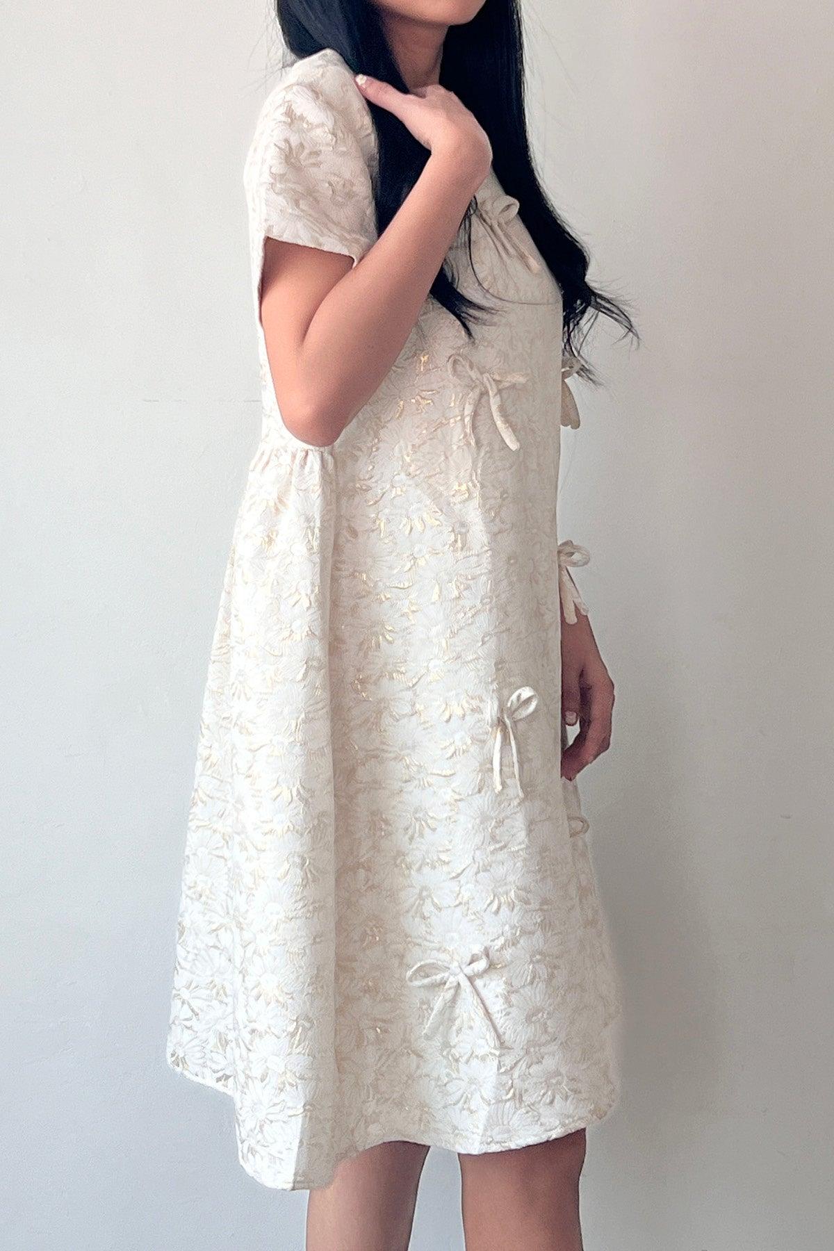Fira Sleeveless Dress Gold - EESOME