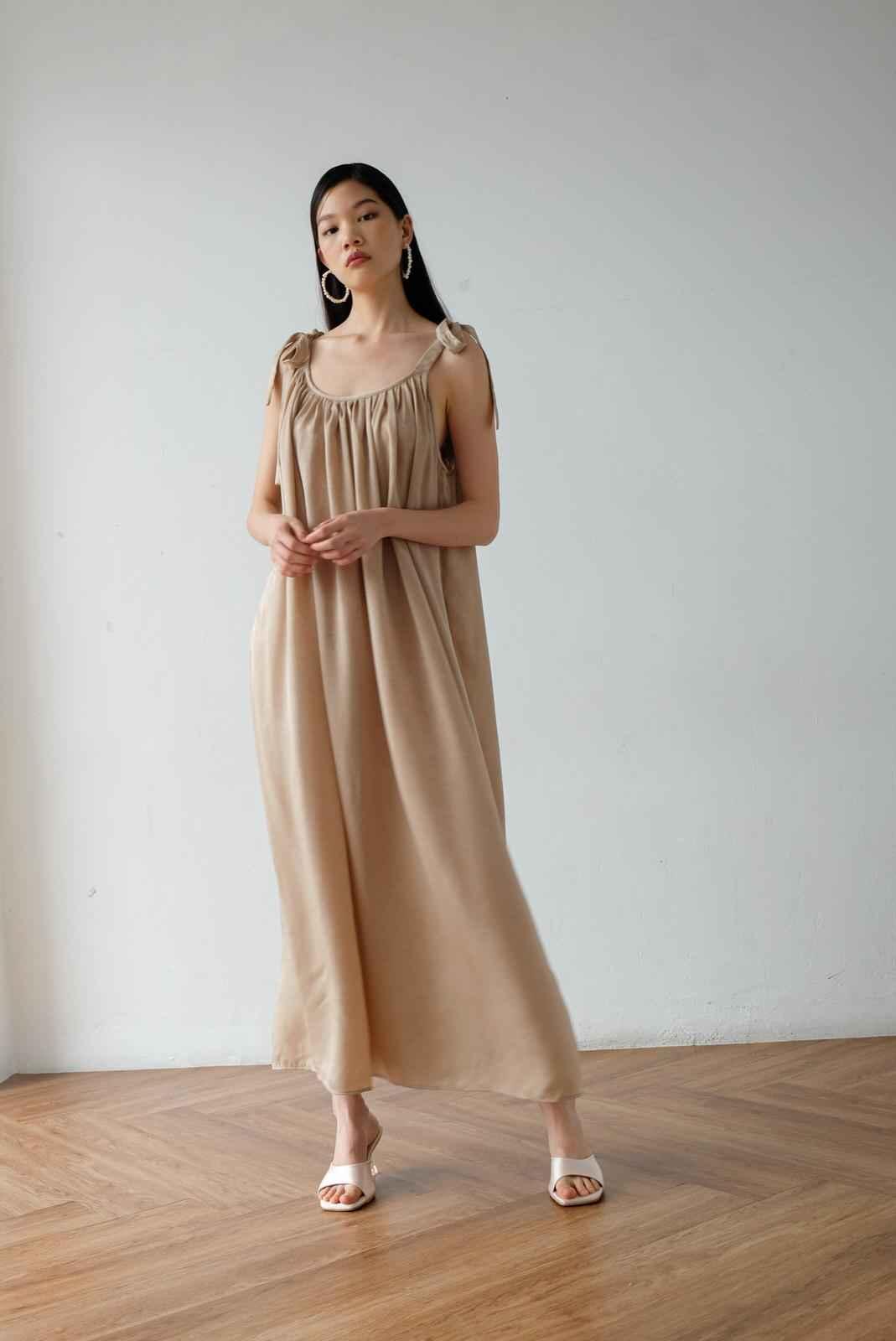 Gala Dress Nude - EESOME