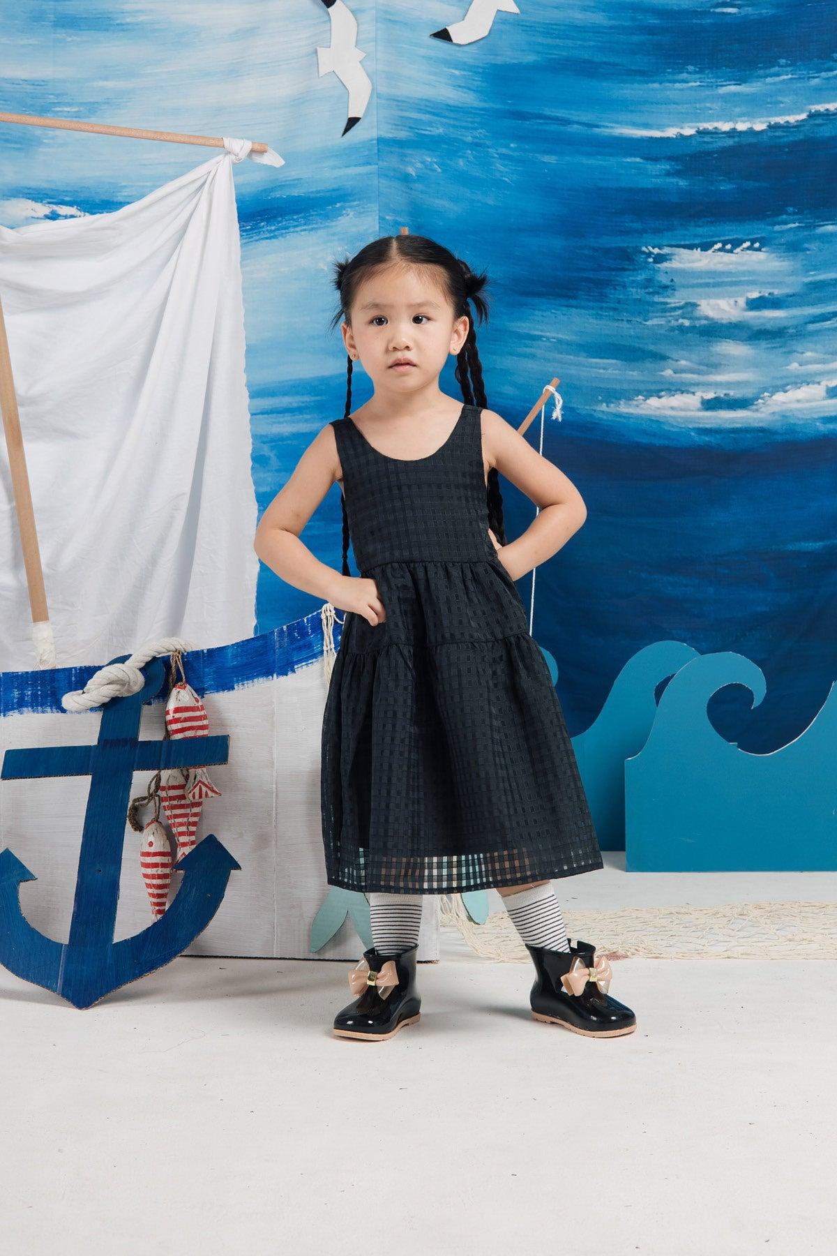 Grace Petite Dress Black - EESOME