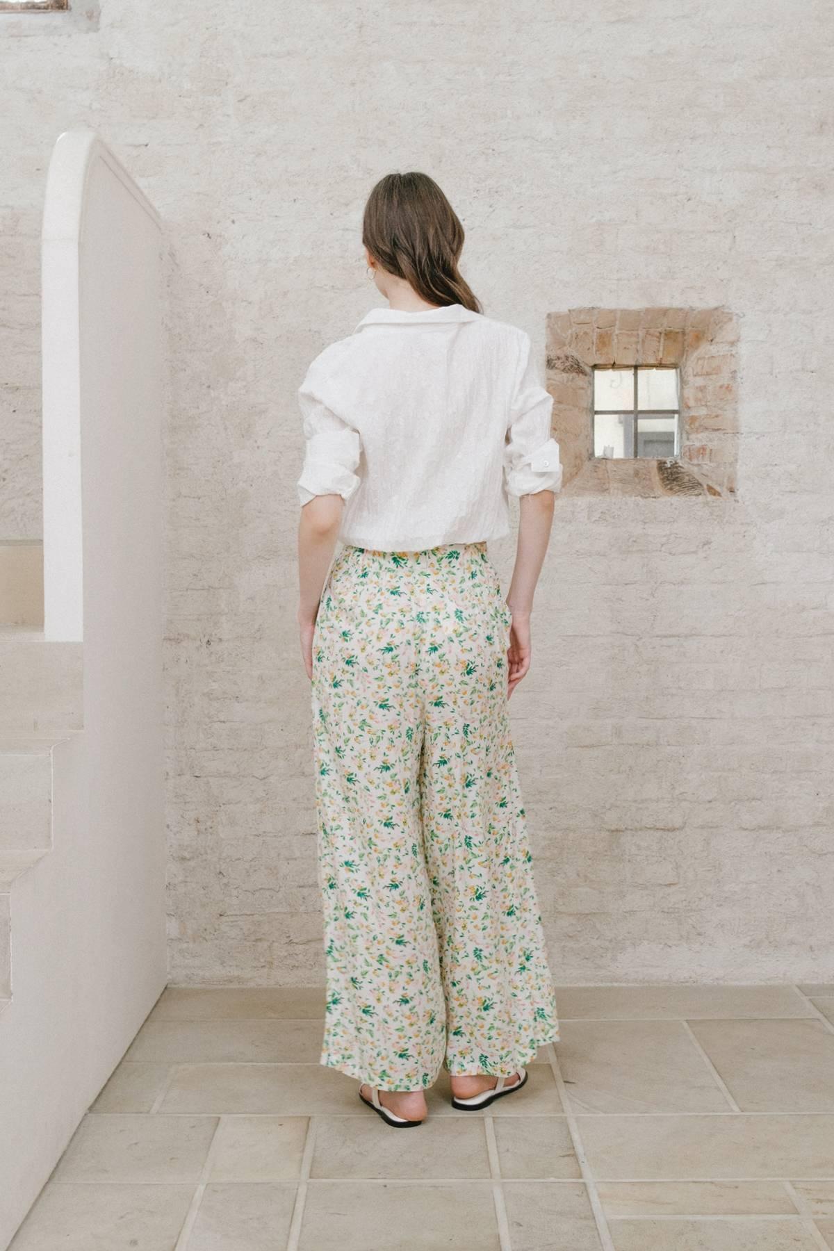 Jackie Top Off White Diamond - EESOME