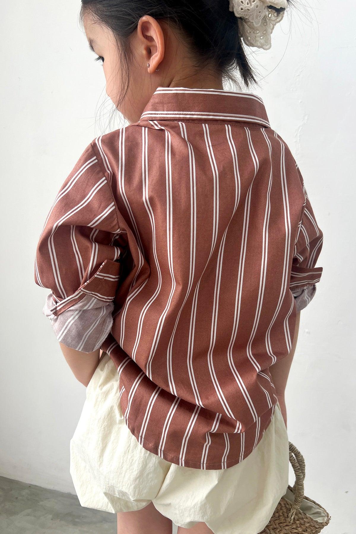 League Petite Shirt Brown White - EESOME