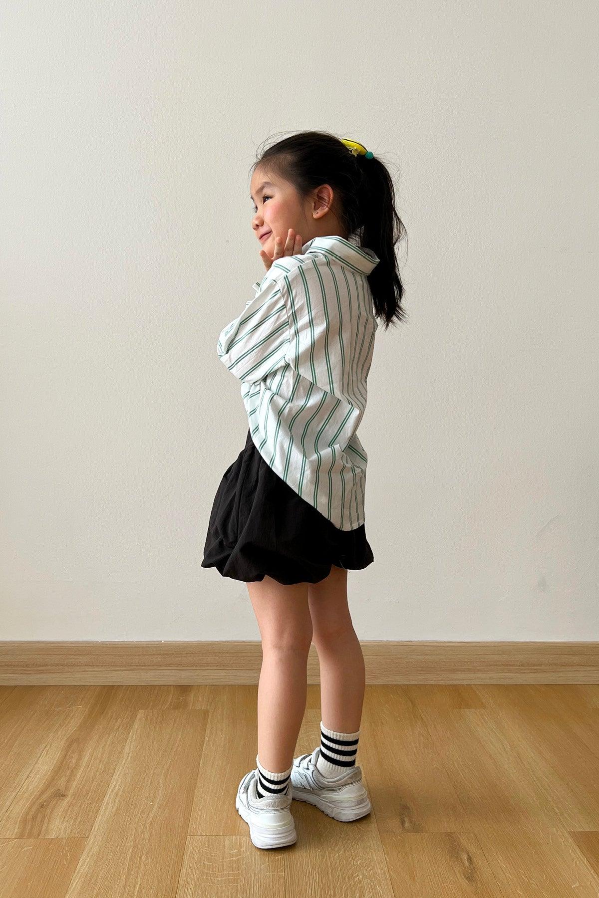 League Petite Shirt White Green - EESOME