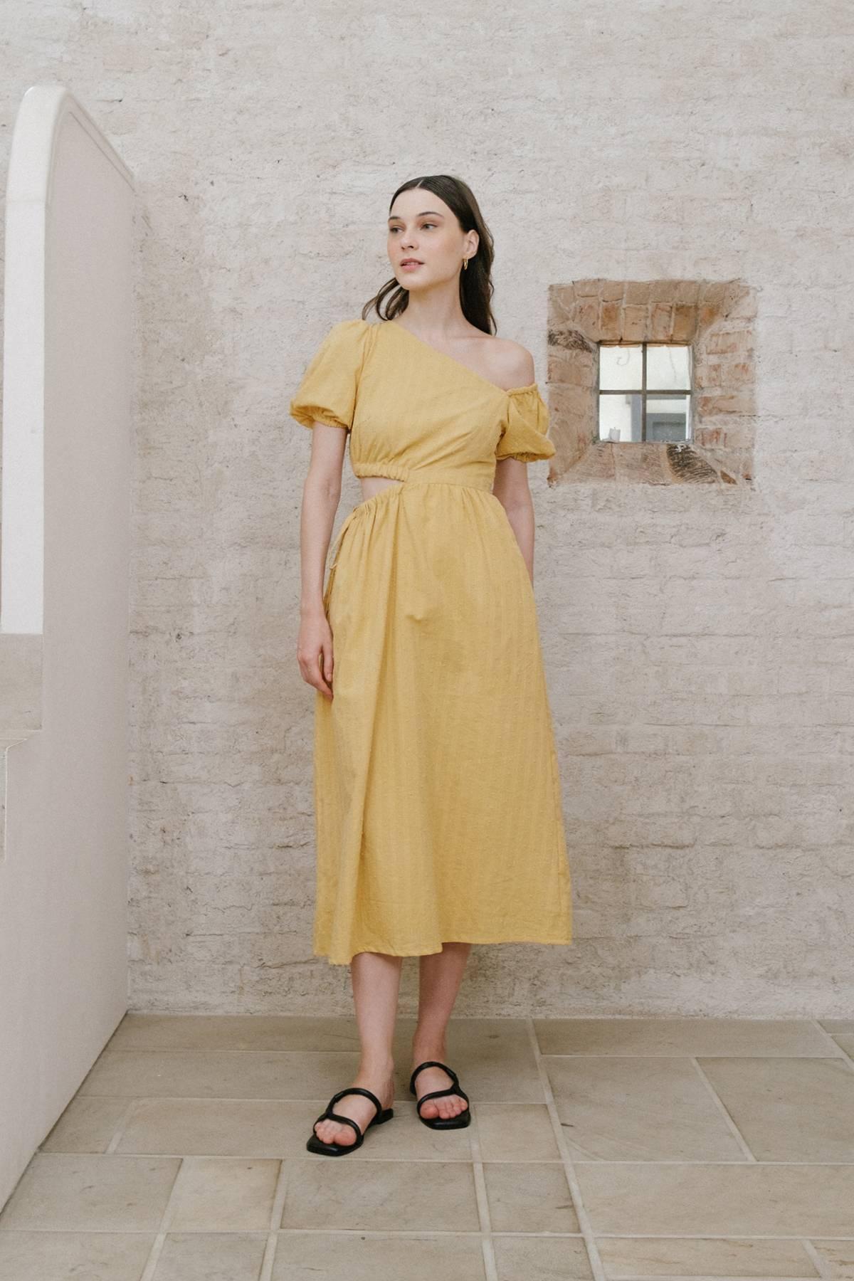 Myro Dress Camel - EESOME