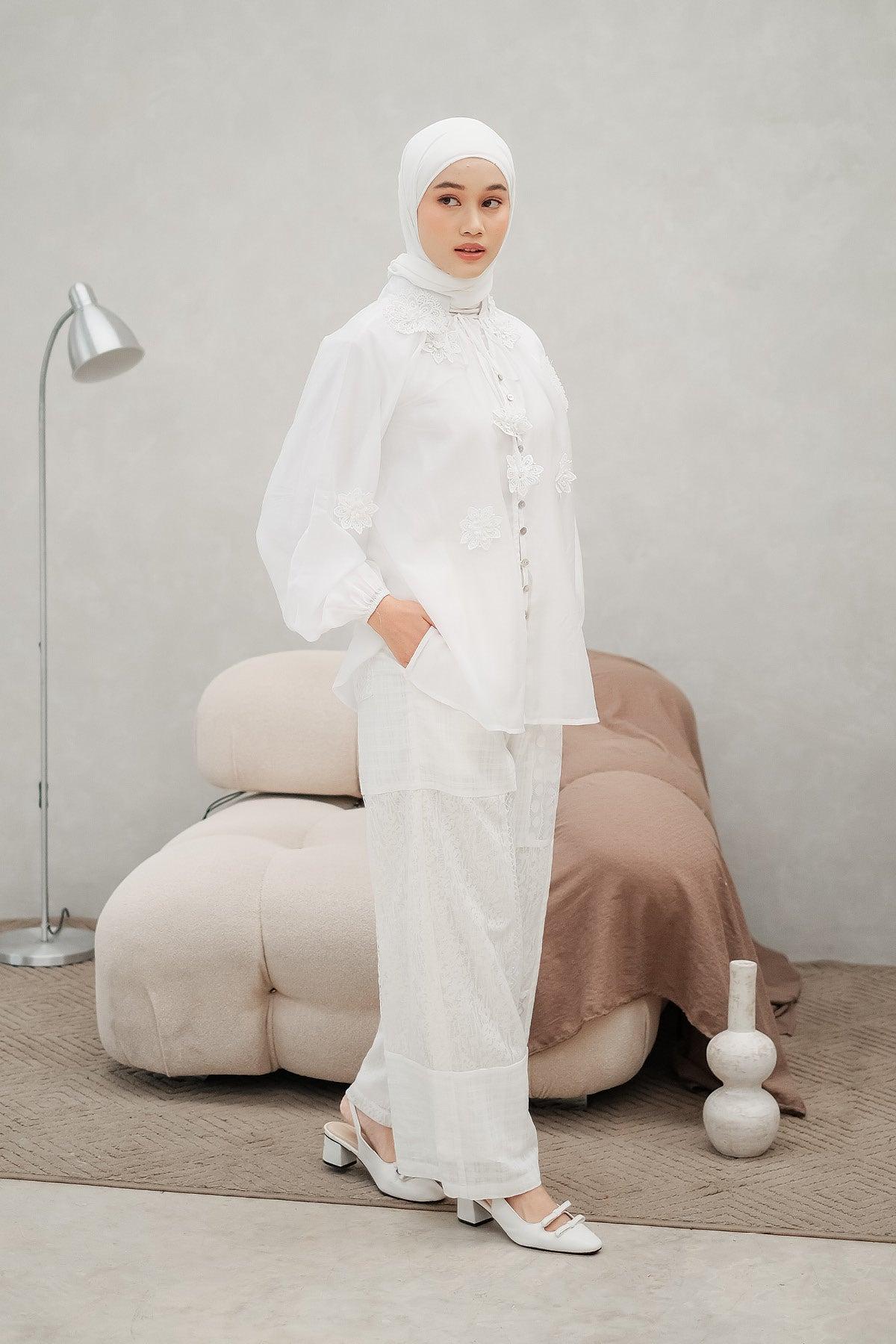 Naima Pants Off White - EESOME