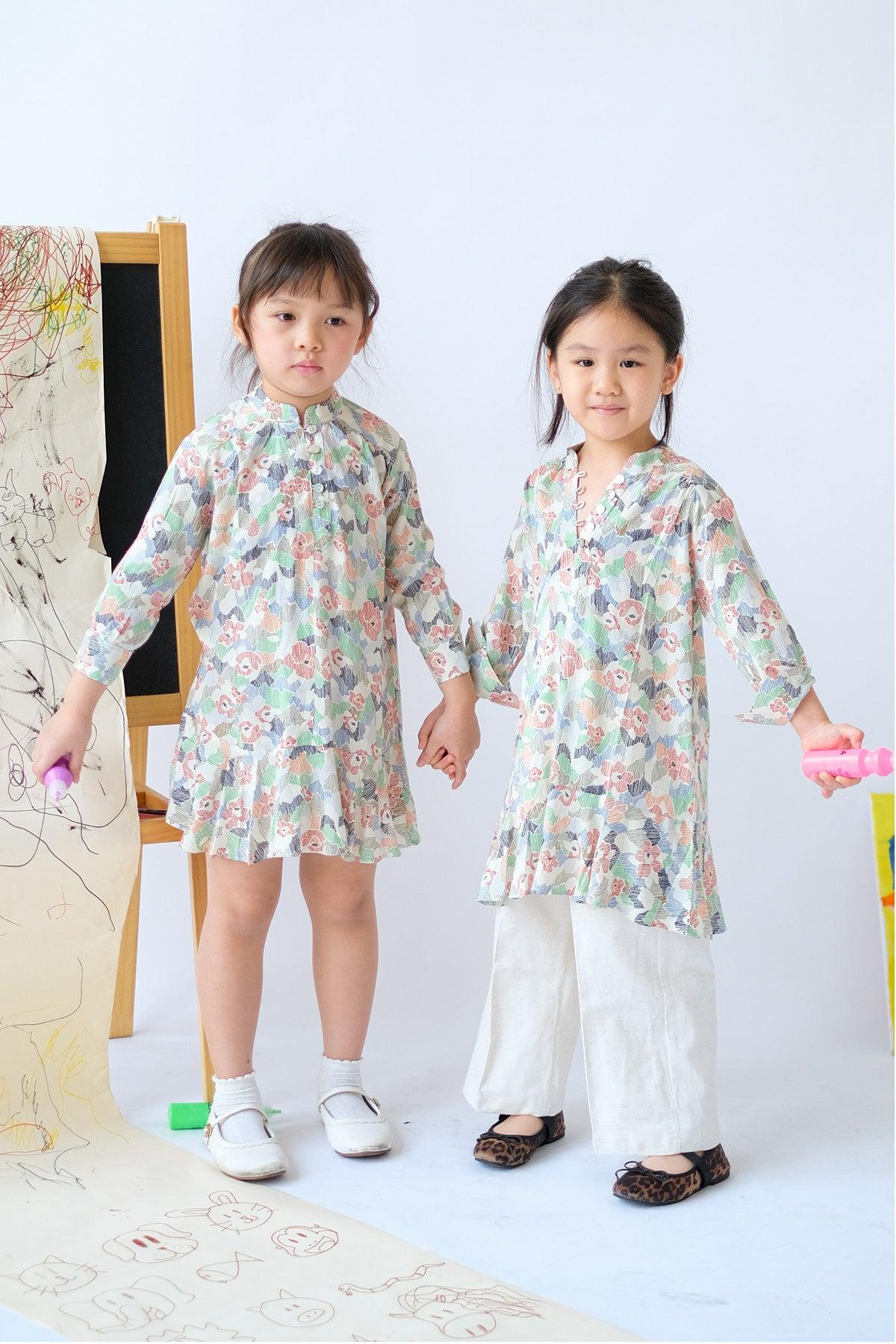 Nora Petite Dress Multicolor Abstract - EESOME