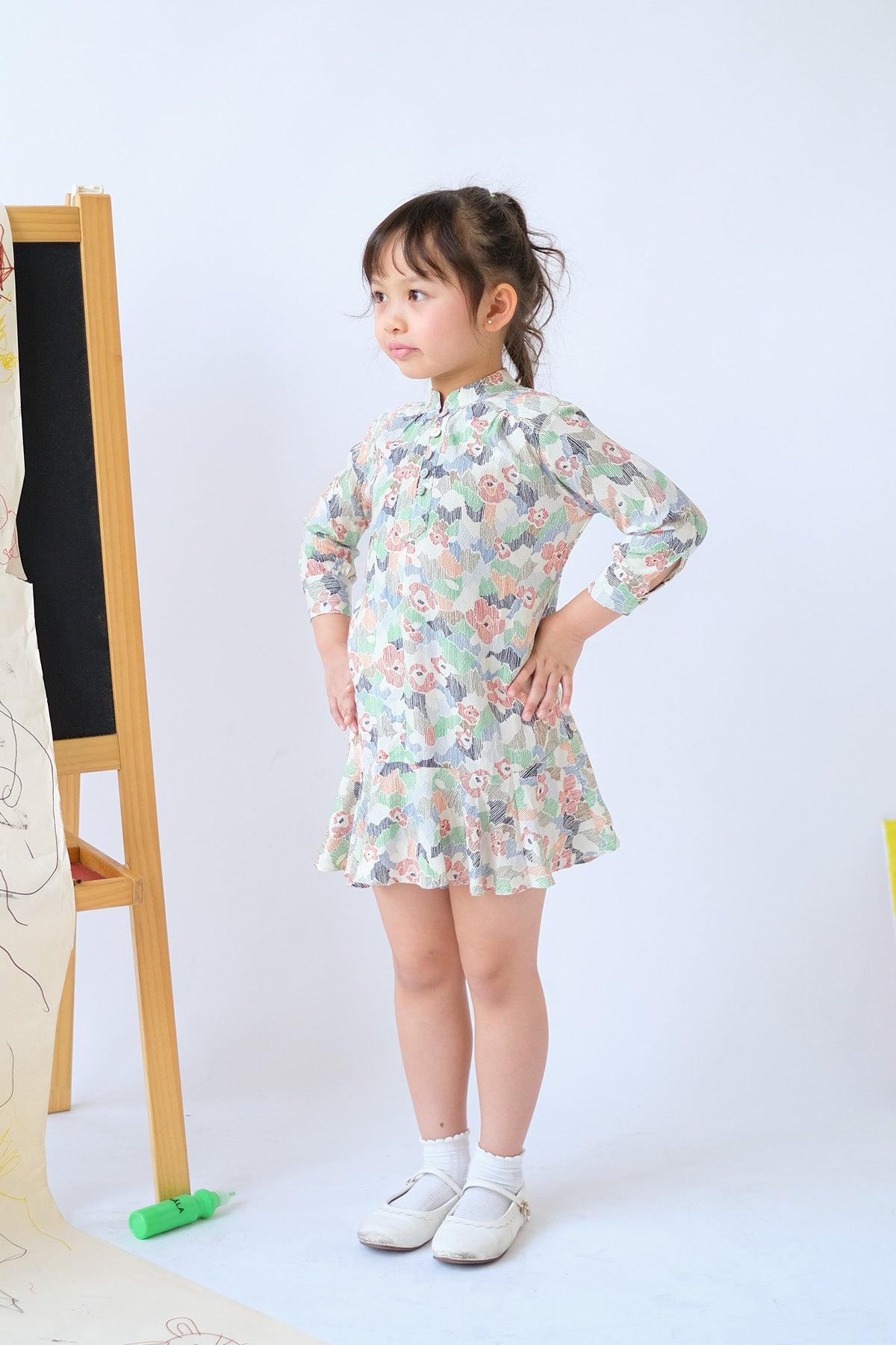 Nora Petite Dress Multicolor Abstract - EESOME