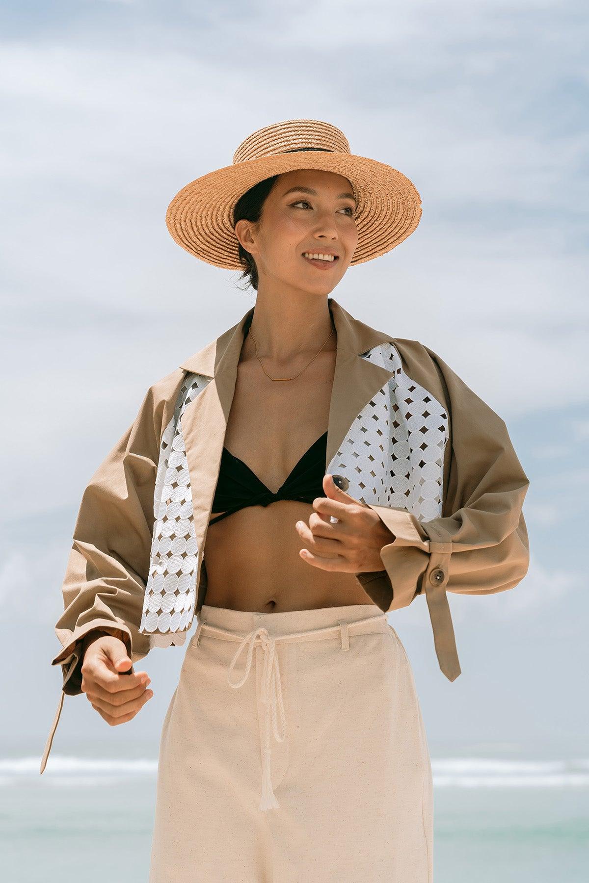 Petra Outer Khaki-White - EESOME