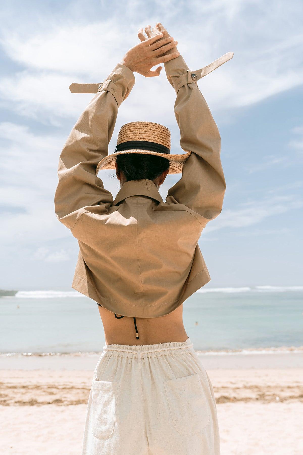 Petra Outer Khaki-White - EESOME