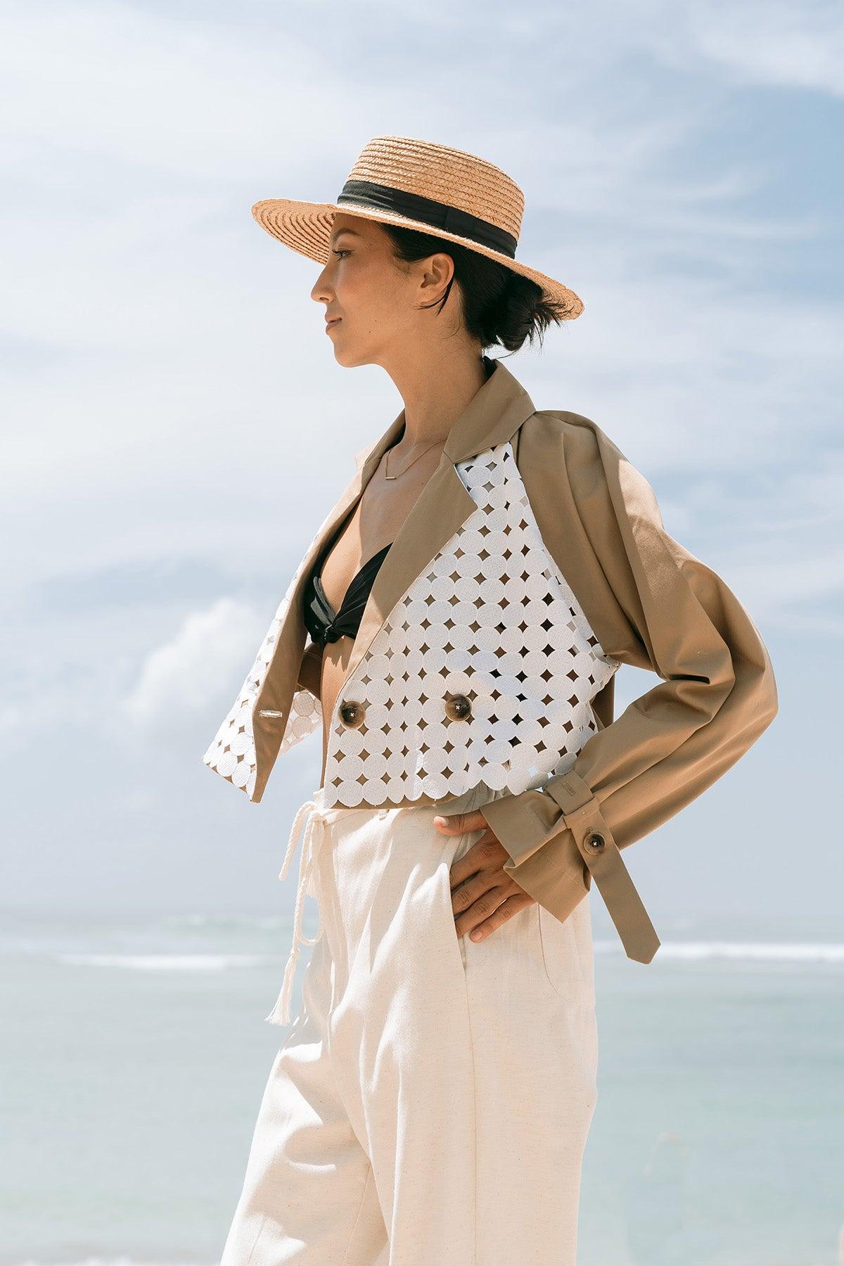 Petra Outer Khaki-White - EESOME