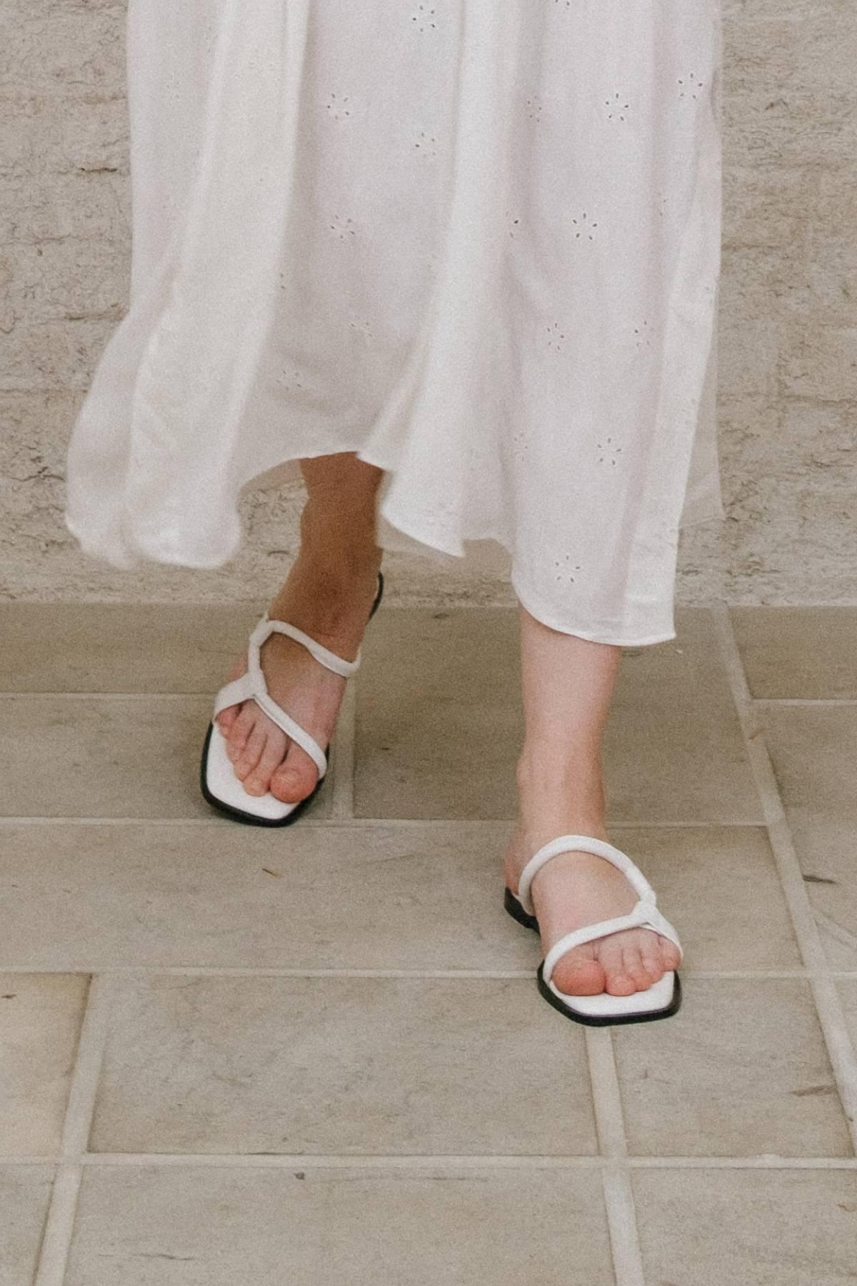 Provence Sandals Off White - EESOME