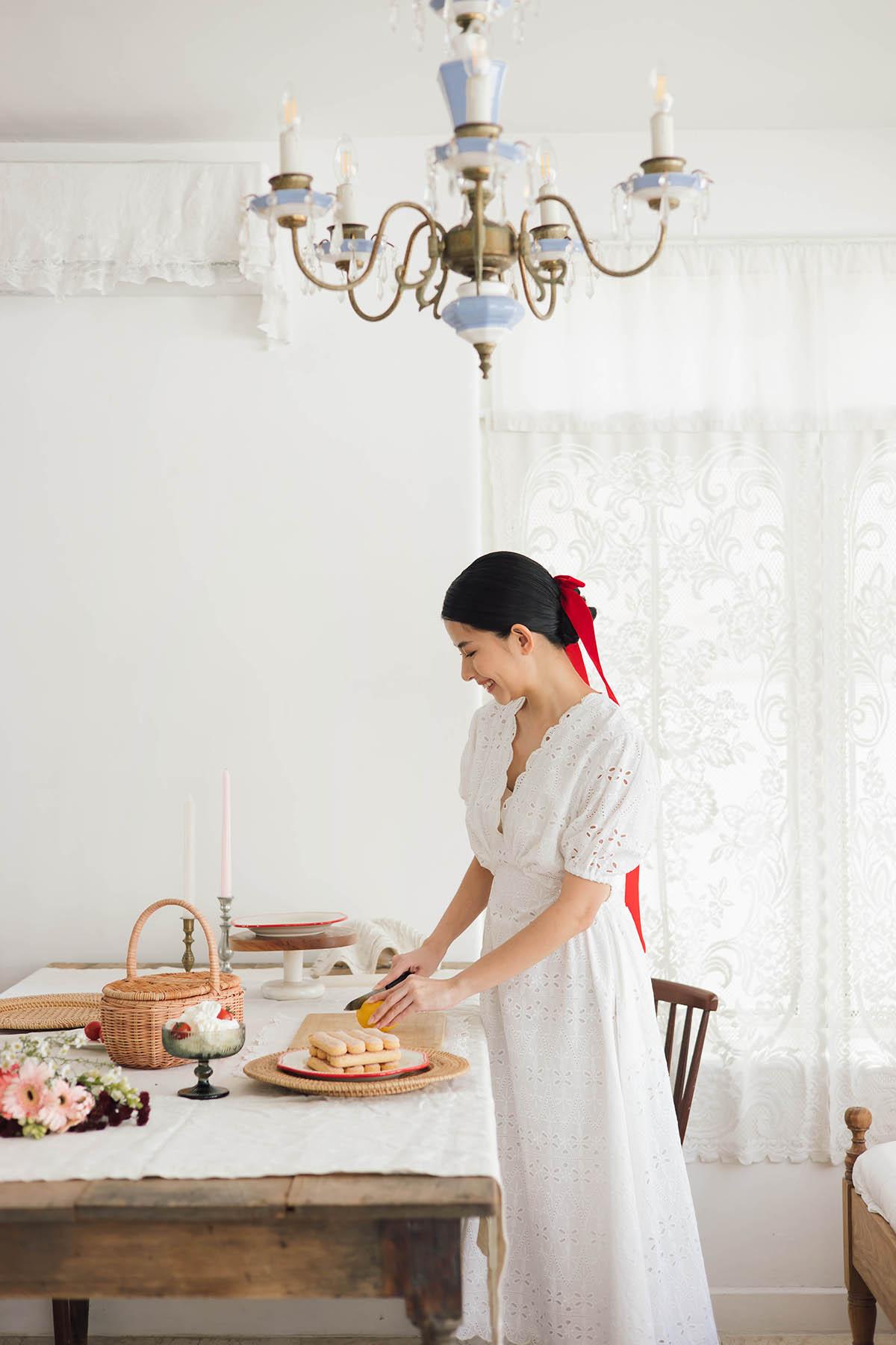 Shelly Dress Eyelet White - EESOME