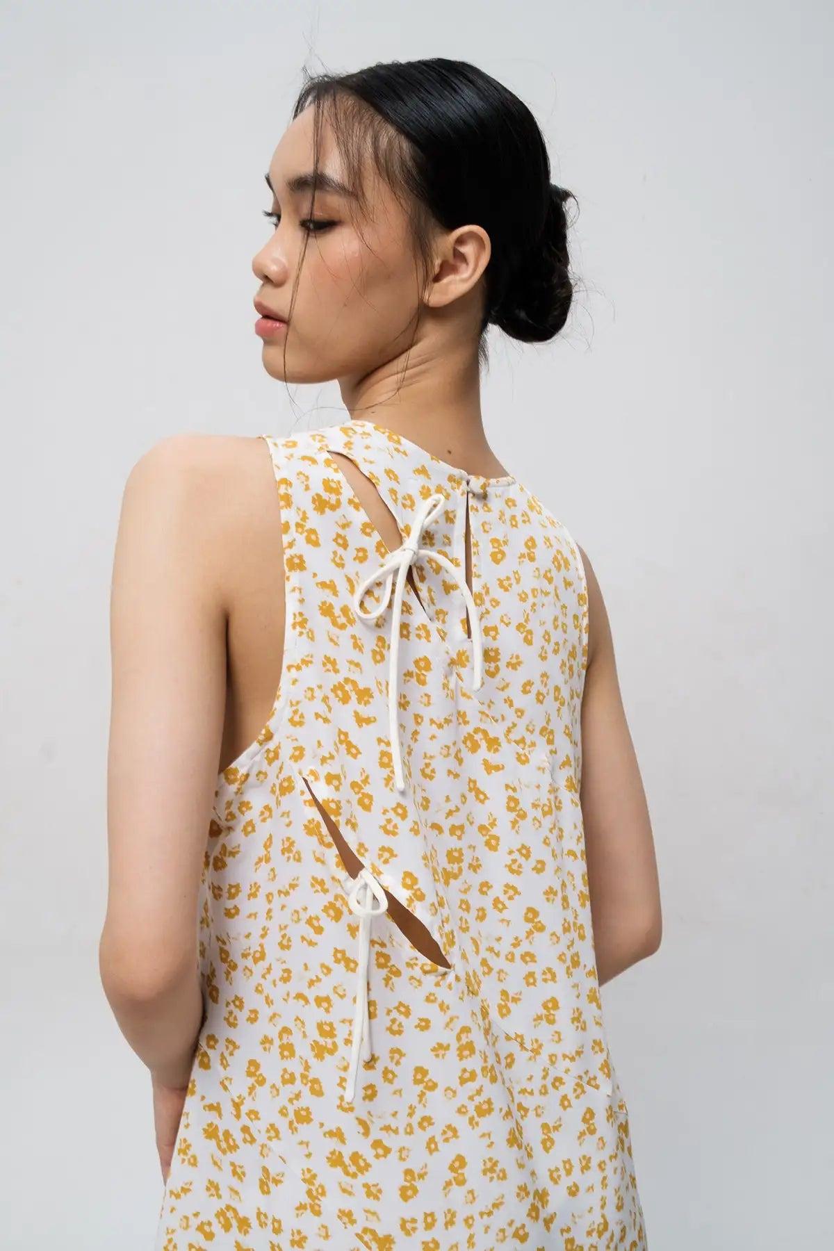 Twister Dress All White Floral - EESOME