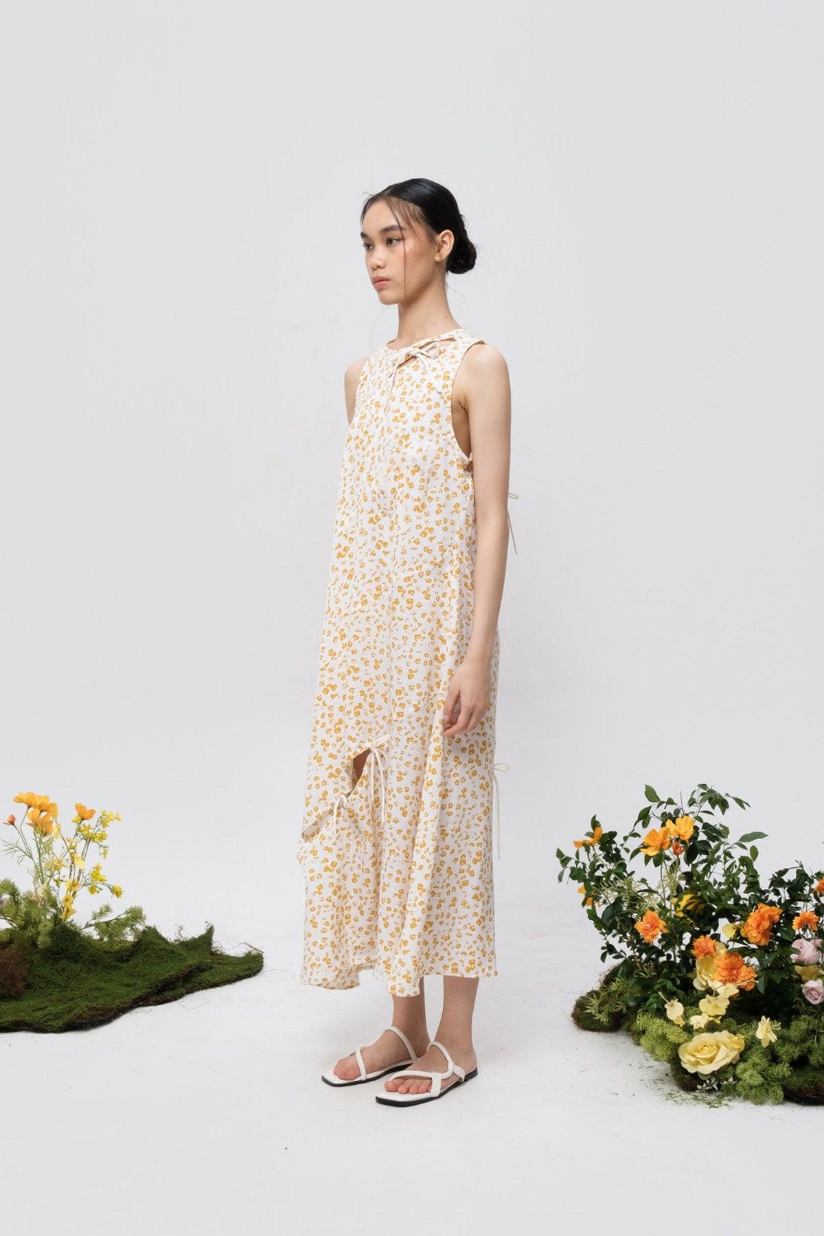 Twister Dress All White Floral - EESOME