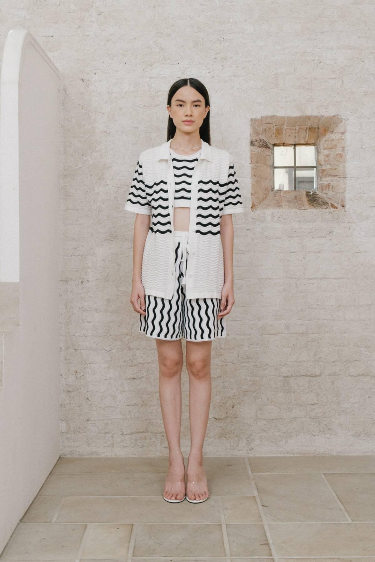 Vague Knit Shirt Black-White - EESOME