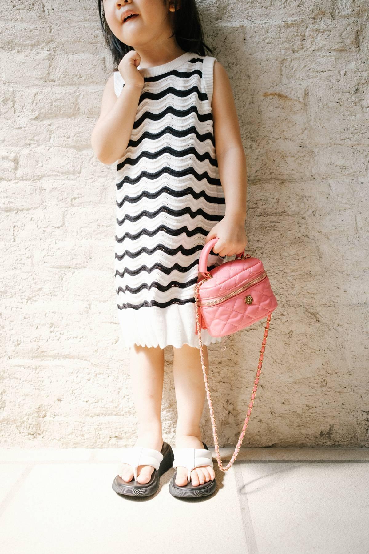 Vague Petite Dress Black-White - EESOME