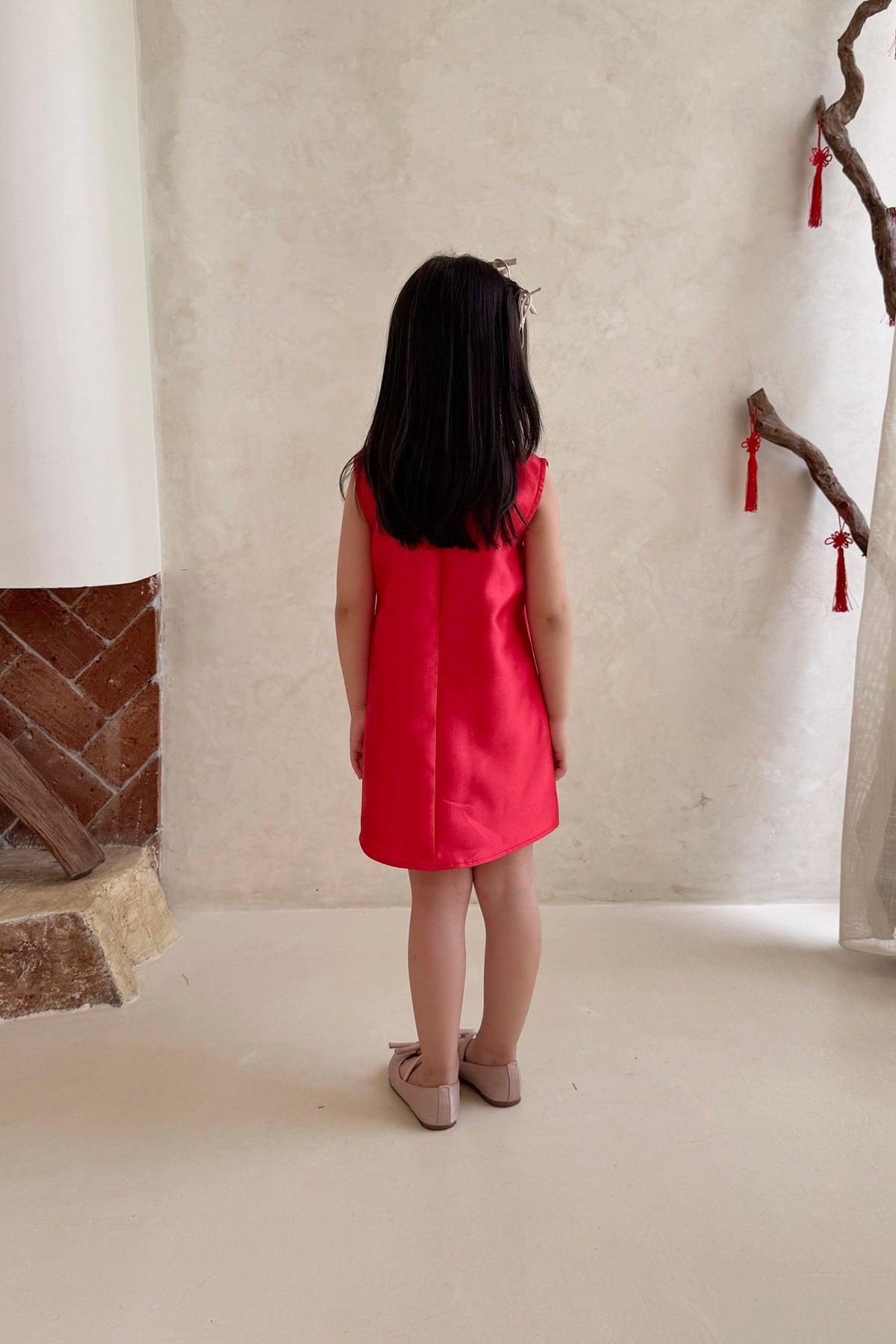 Yang Petite Dress Classic Red - EESOME