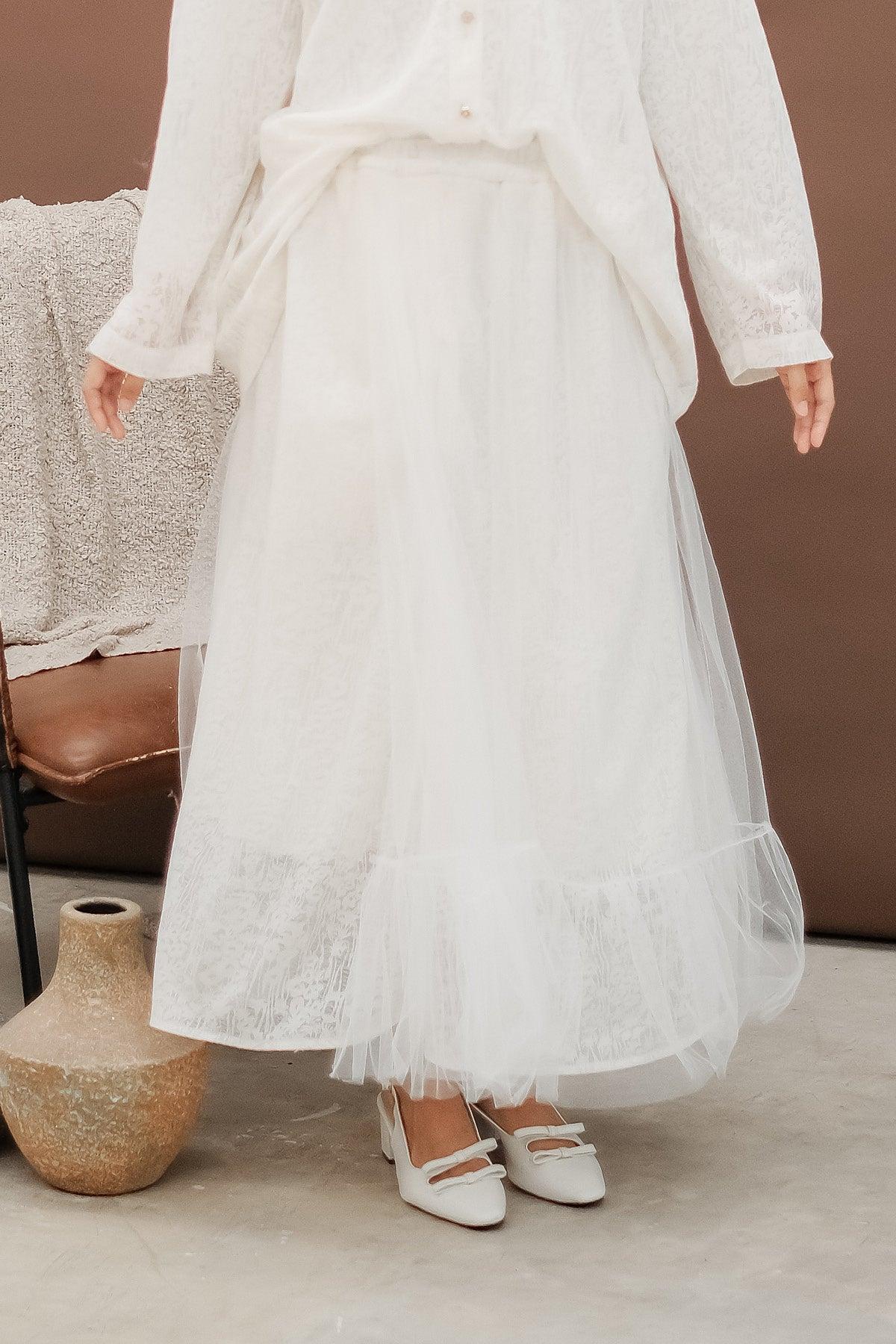 Zara Skirt Off White - EESOME