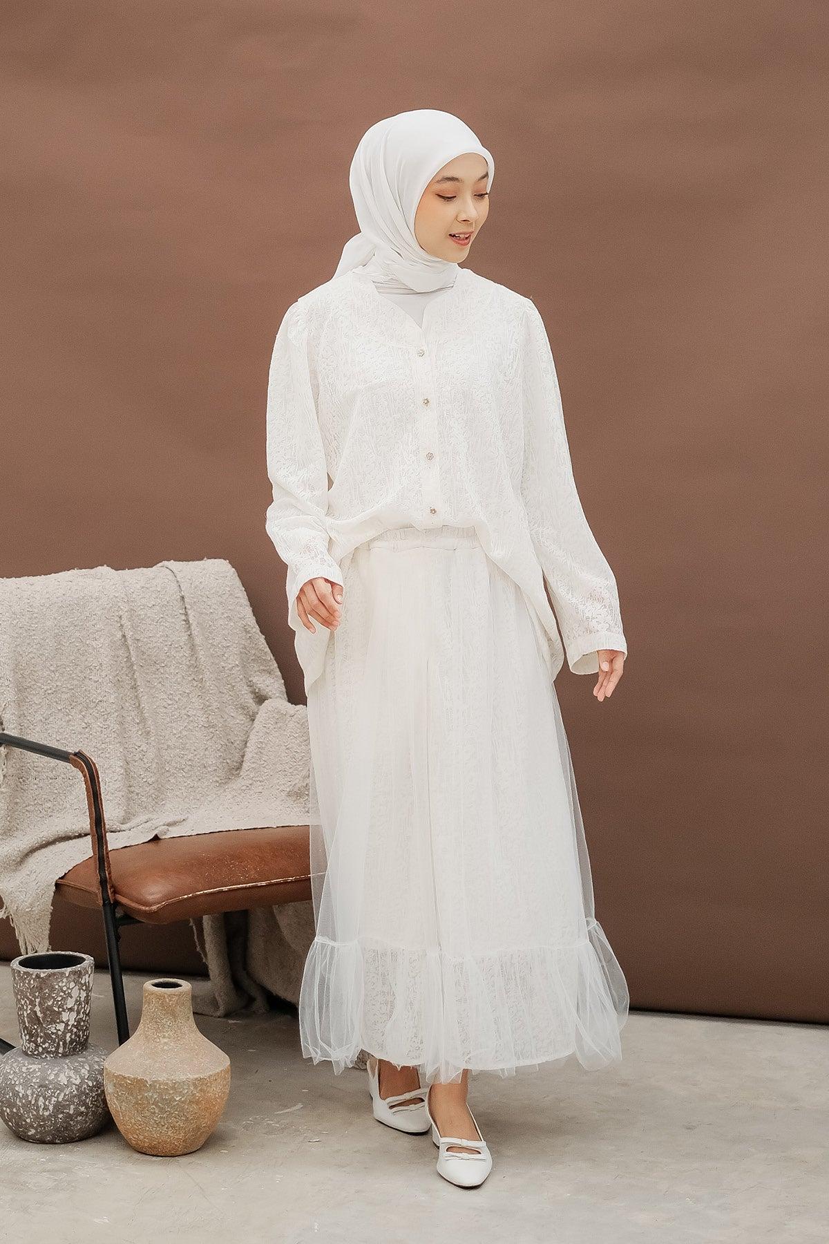 Zara Skirt Off White - EESOME